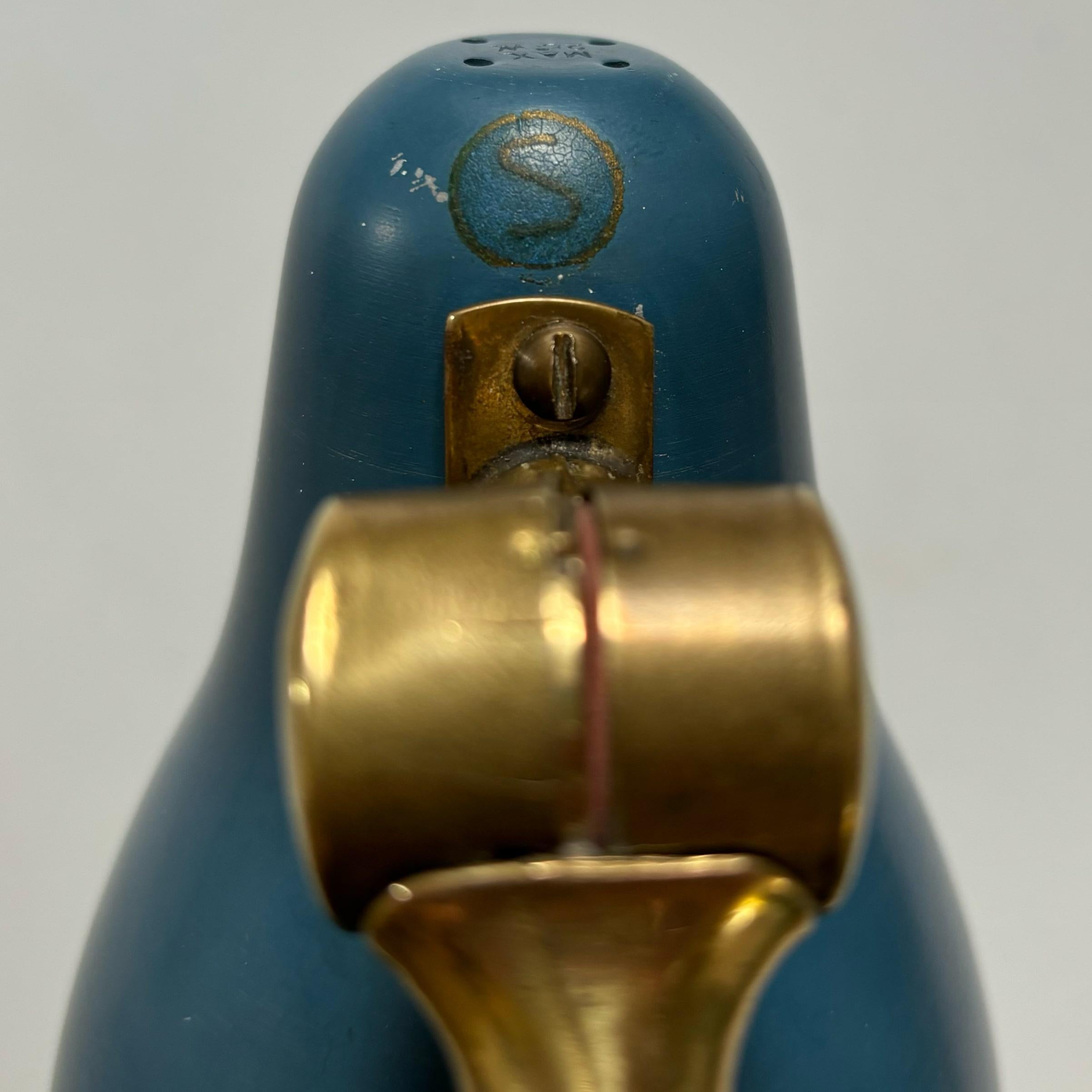 Scandinavian modernist table lamp model FÅ 501, brass and steel, Sweden, 1950s For Sale 1