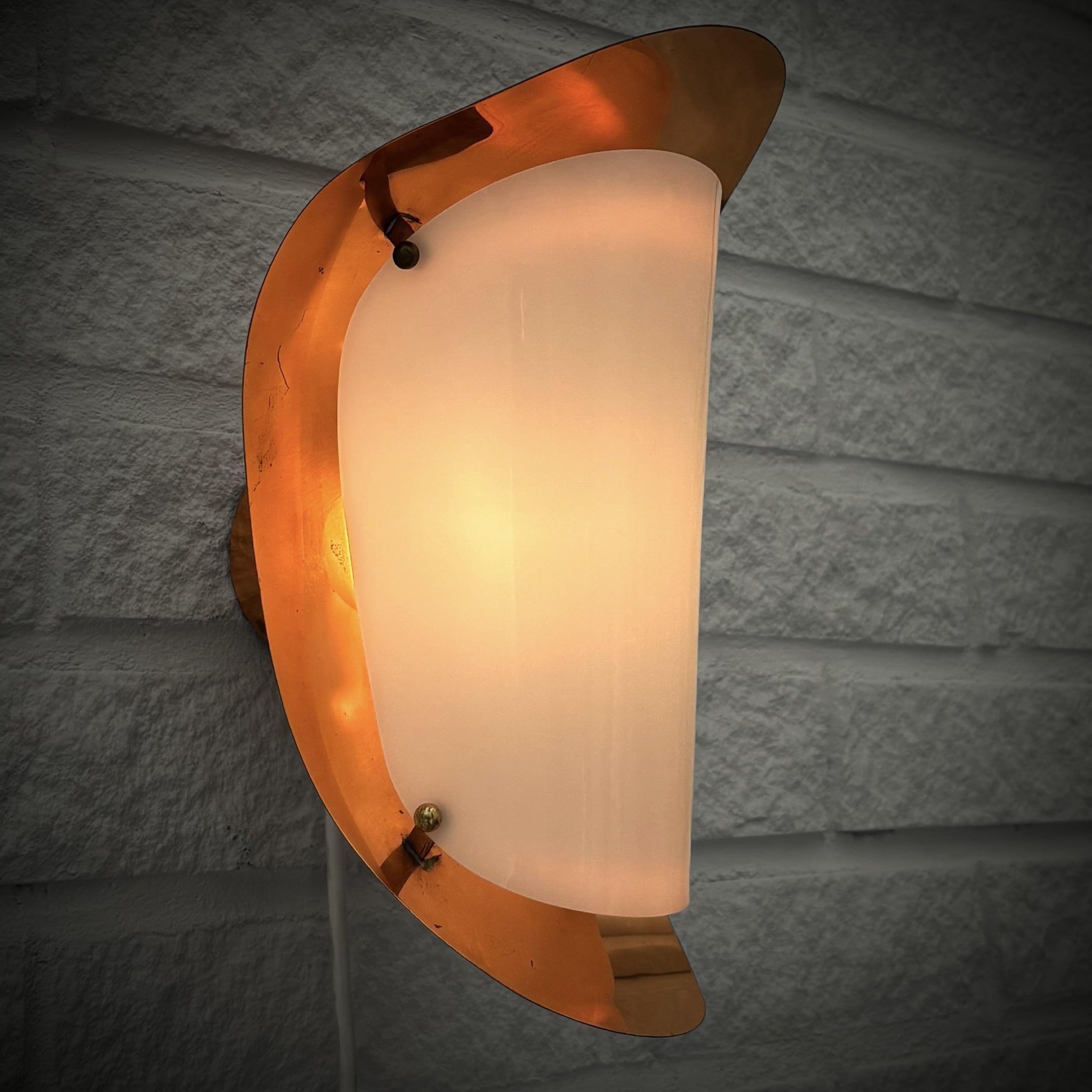 Scandinavian Modern Scandinavian modernist wall lamp by Karlskrona Lampfabrik, Sweden, 1960s For Sale