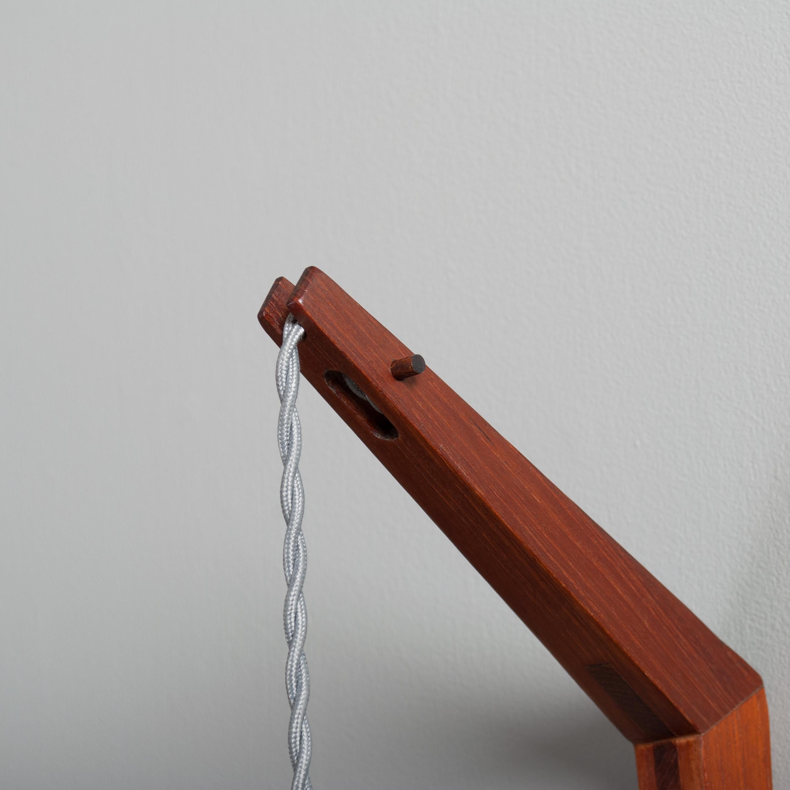 Lampada da parete modernista scandinava in vendita 2