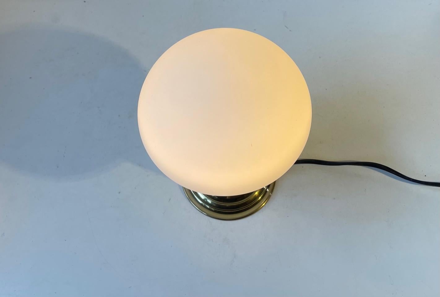 Scandinavian Mushroom Table Lamp in Brass and White Glass, 1970s For Sale 2