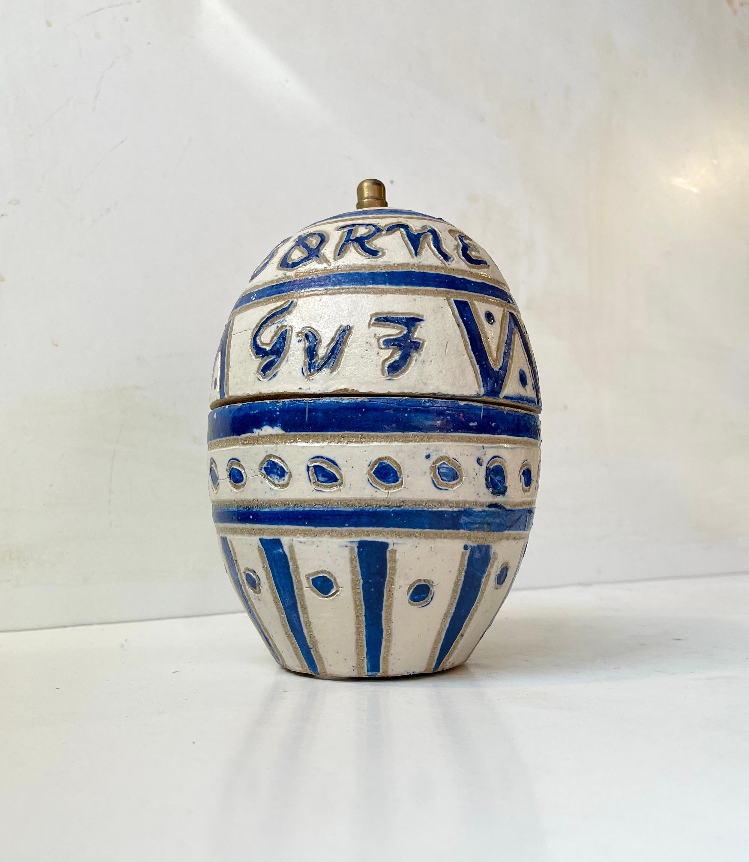 Late 20th Century Scandinavian Naive Egg Trinket Jar in Glazed Stoneware, 1970s For Sale