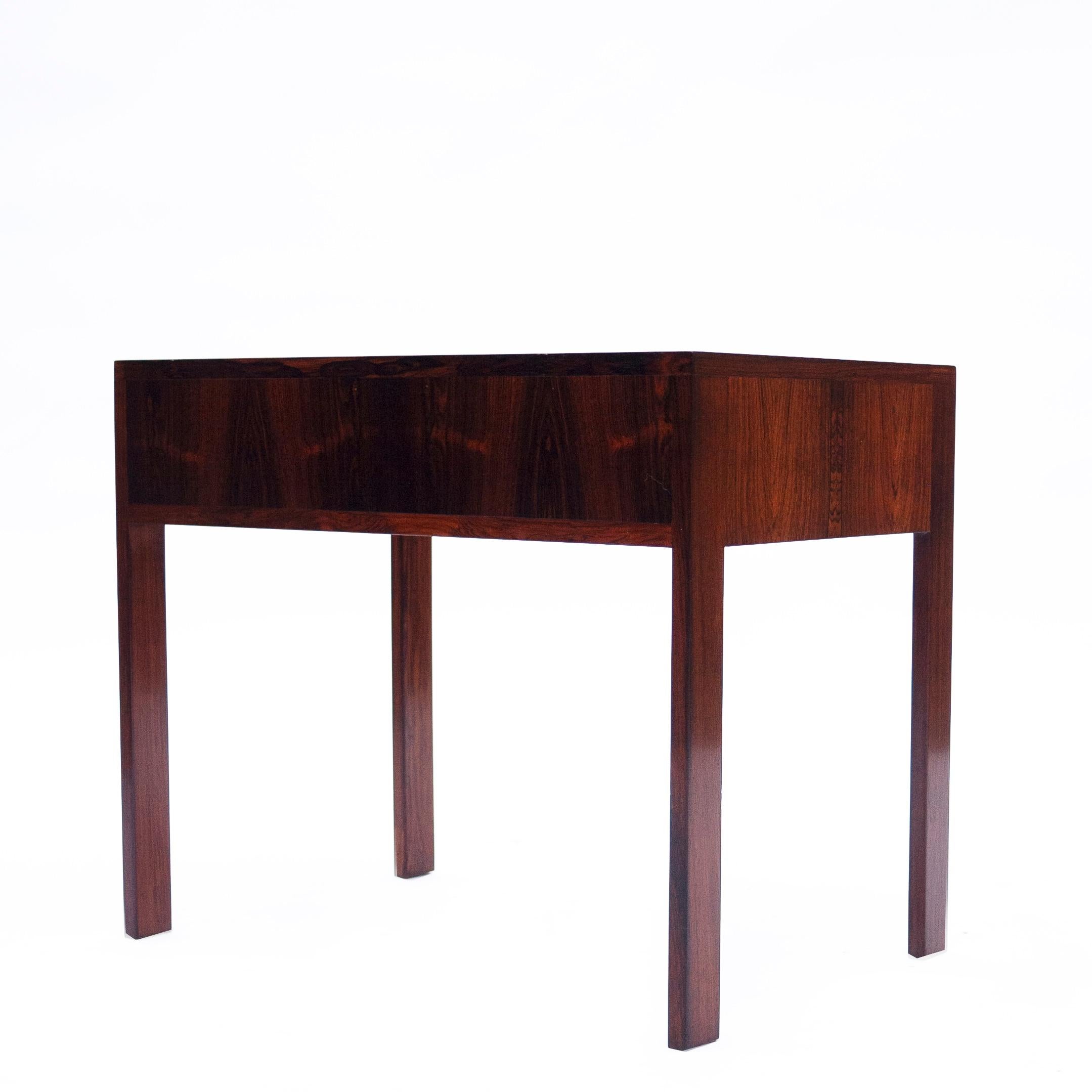 Mid-20th Century Scandinavian Nesting Tables and Side Table in Rosewood by Illum Wikkelsø, 1960s For Sale