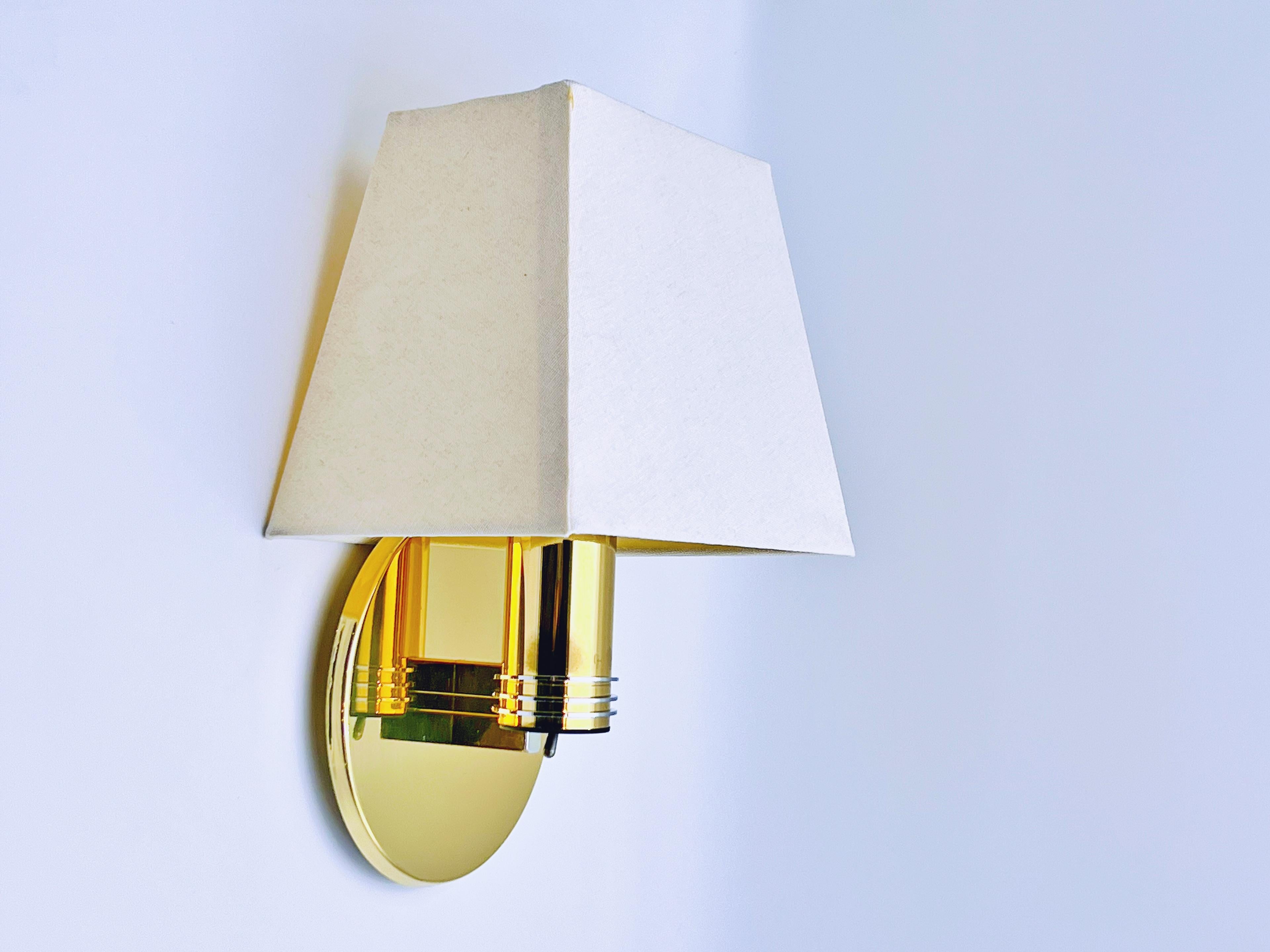 Scandinavian / Nordic Functionalist Design Wall Sconce by Høvik Lys, Norway For Sale 4
