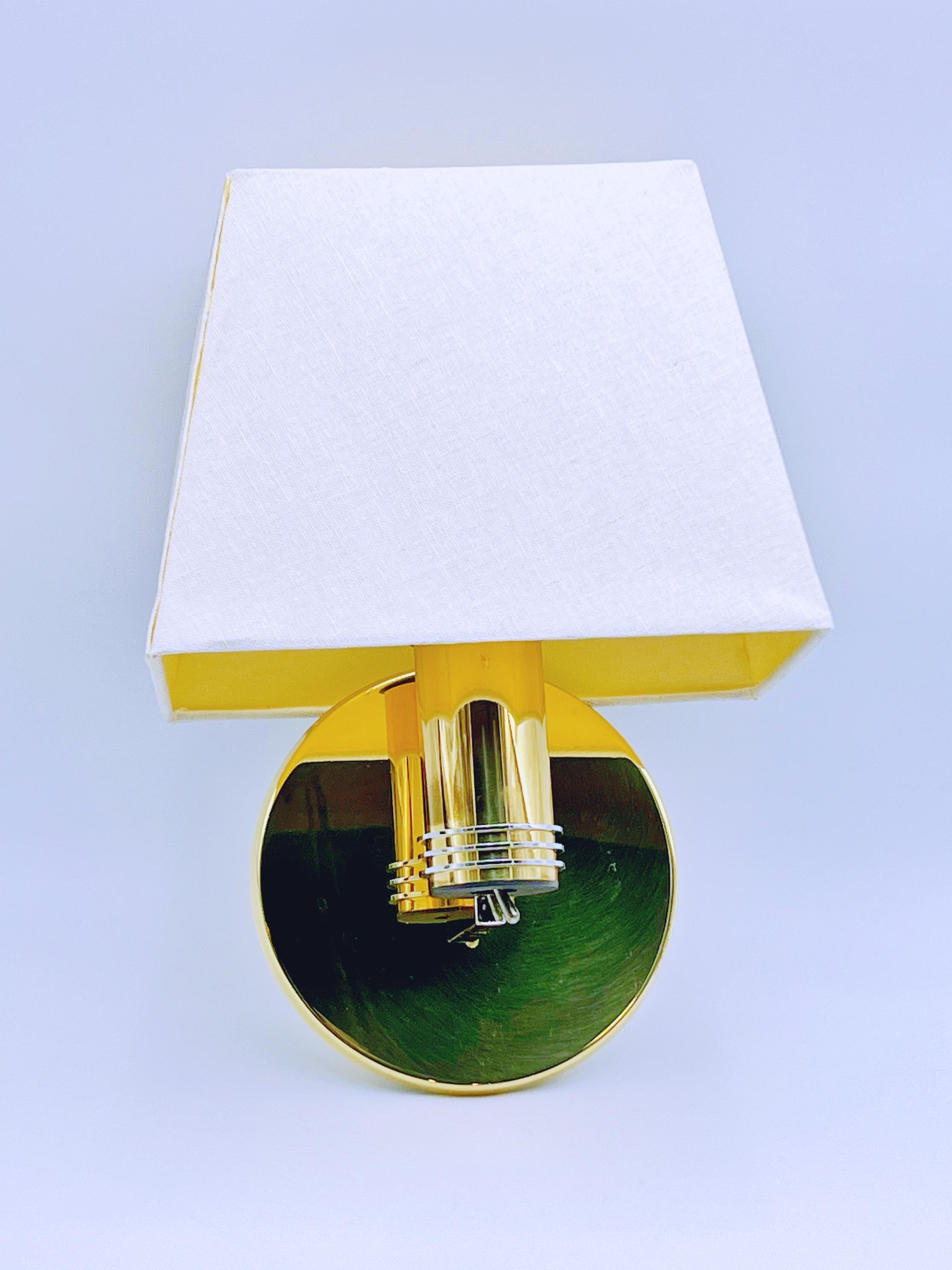 20th Century Scandinavian / Nordic Functionalist Design Wall Sconce by Høvik Lys, Norway For Sale