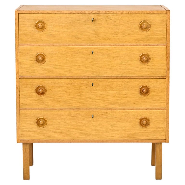 Scandinavian Oak Chest of Drawers For Sale at 1stDibs