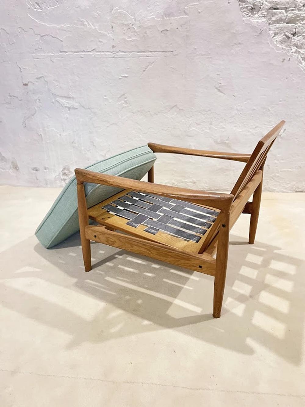 Scandinavian Oak Lounge 