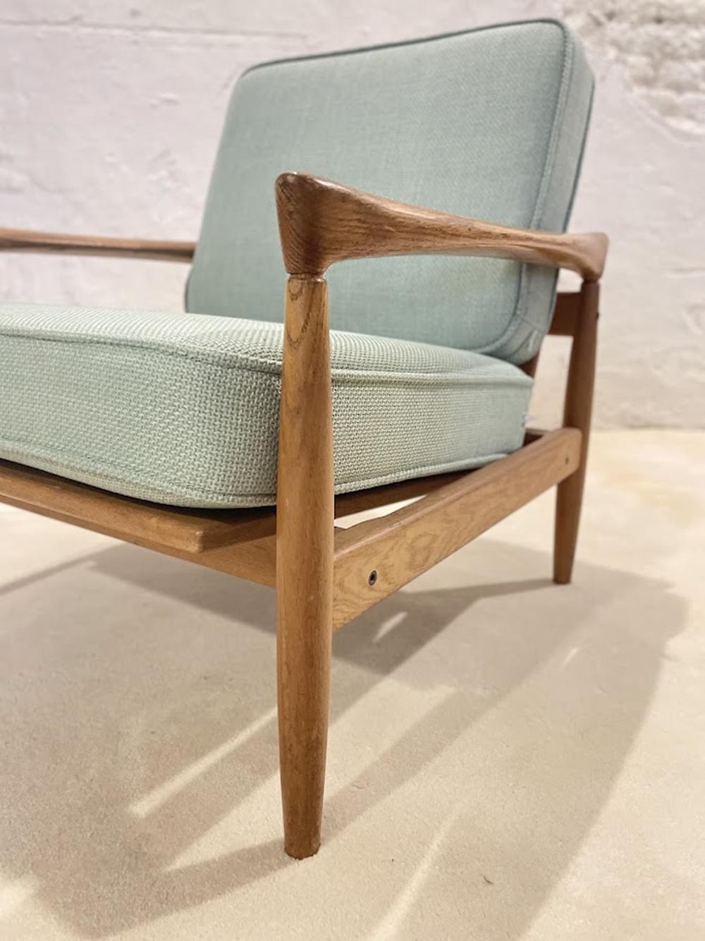 Scandinavian Oak Lounge 