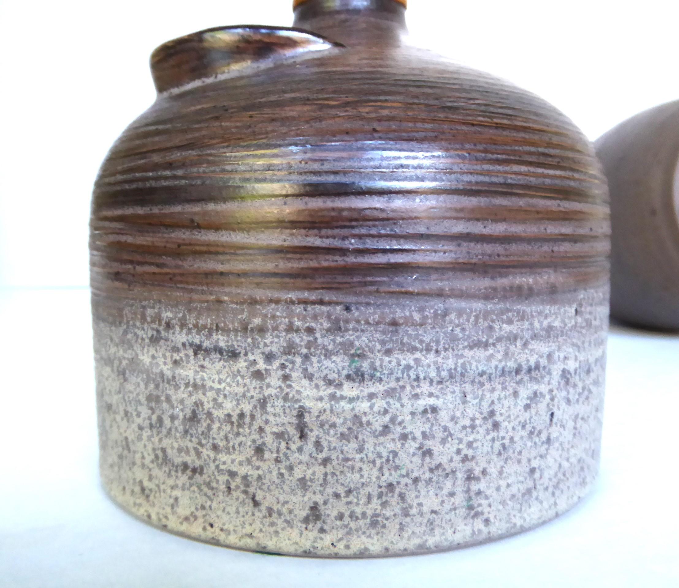 Ceramic Scandinavian Organic Modern Pottery Vessel Thomas Hellström Nittsjo Sweden 1970s For Sale