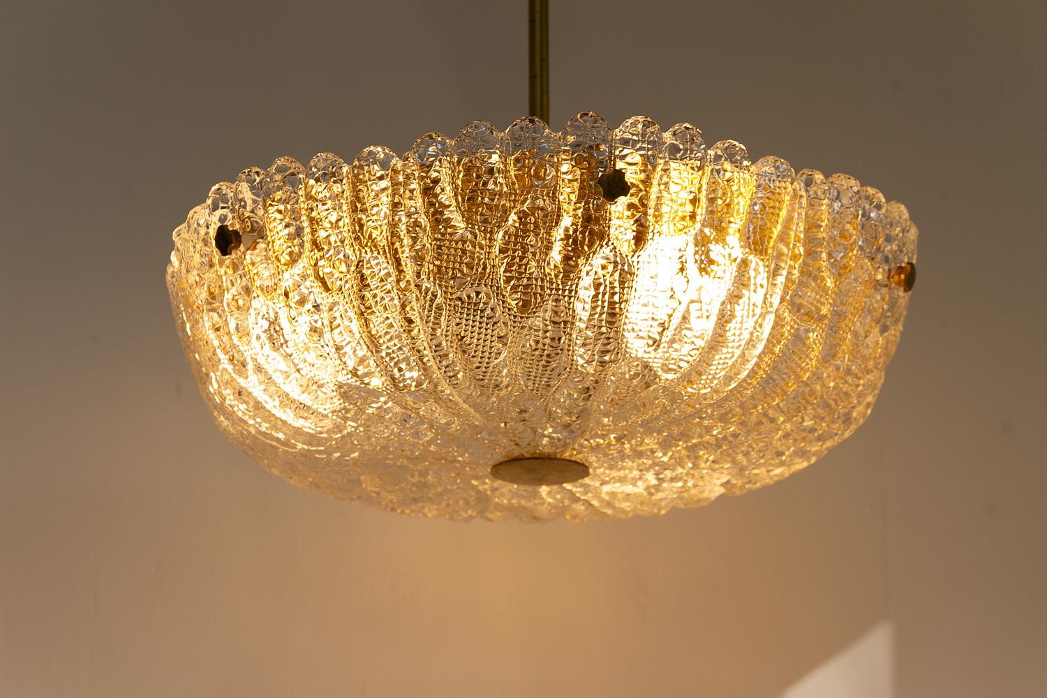 Lampadario scandinavo in cristallo Orrefors Embassy di Carl Fagerlund, anni '60. in vendita 4