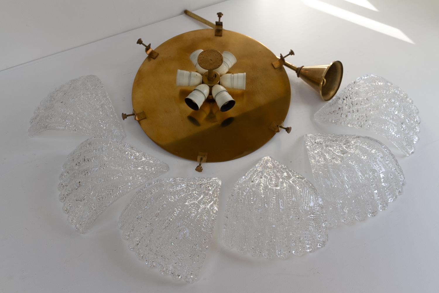Lampadario scandinavo in cristallo Orrefors Embassy di Carl Fagerlund, anni '60. in vendita 9