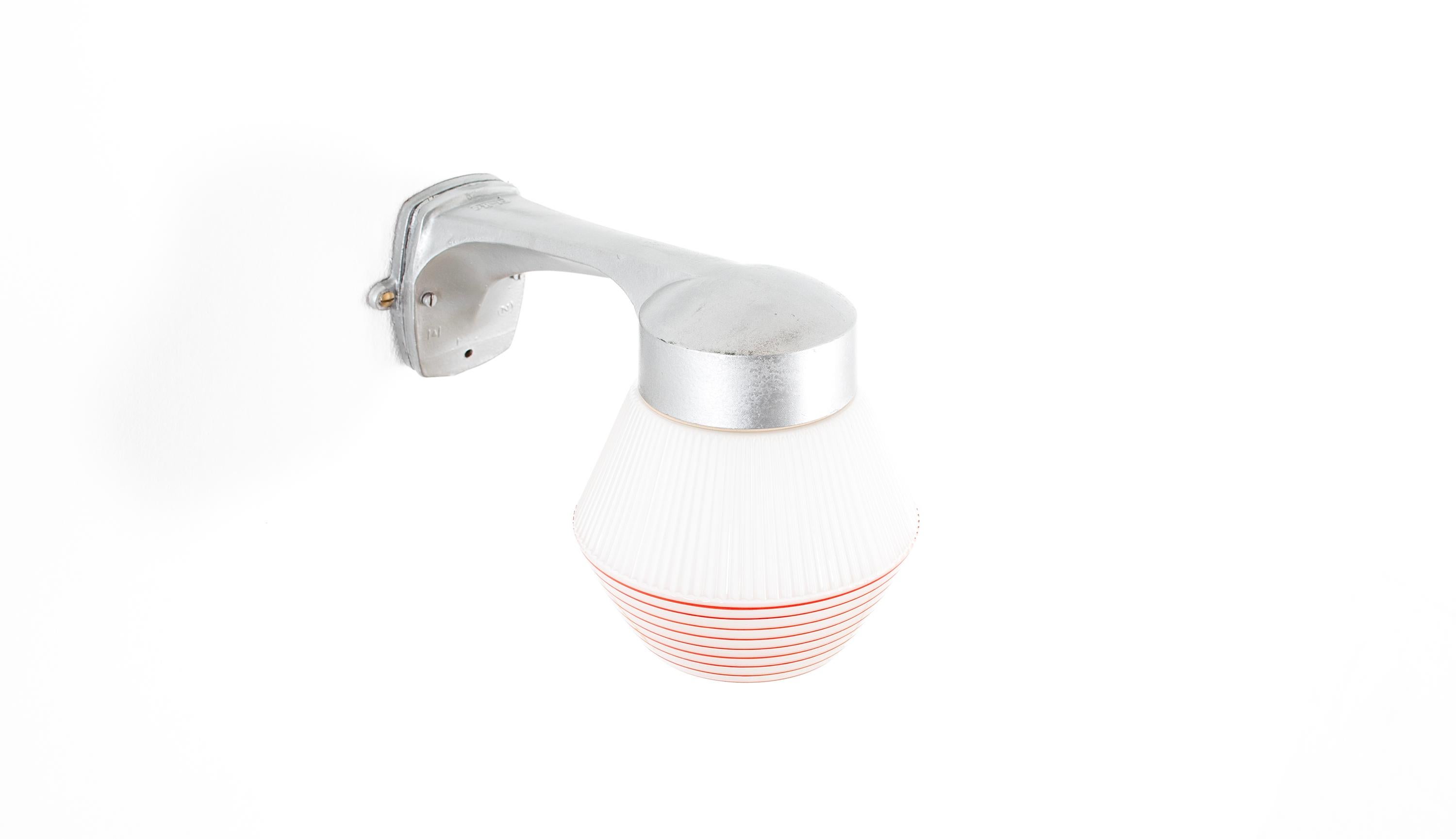 Mid-Century moderno Lampada da parete scandinava per esterni in Norvegia, anni '60 in vendita