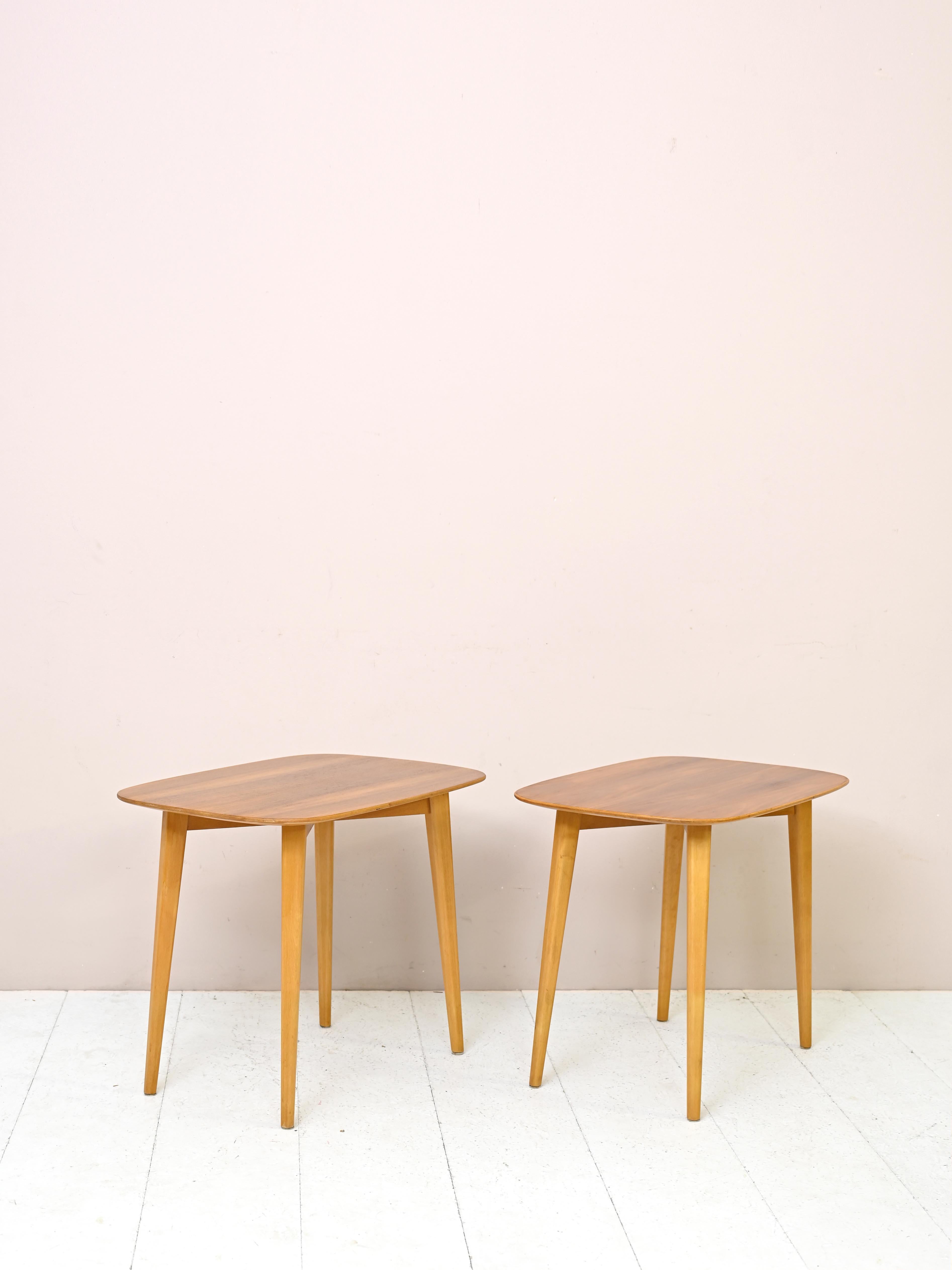 oval scandinavian coffee table