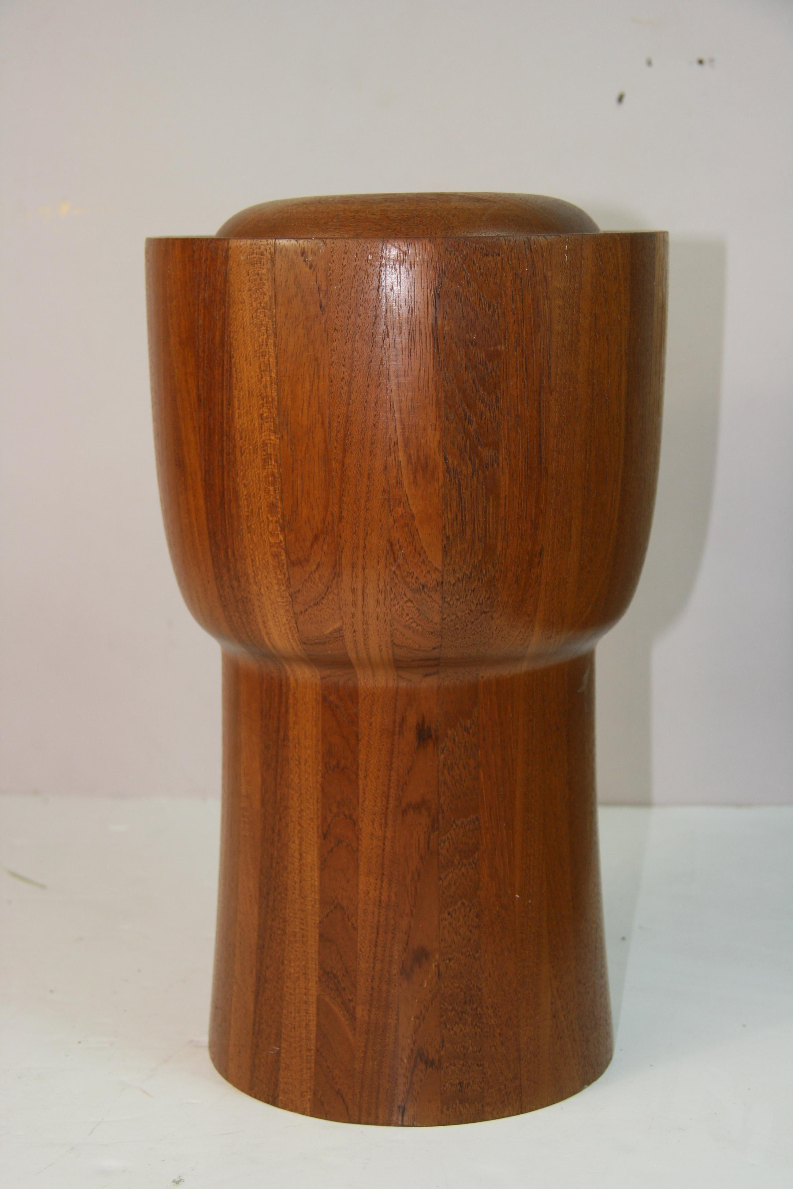 Late 20th Century Scandinavian Oversized Teak Ice bucket For Sale