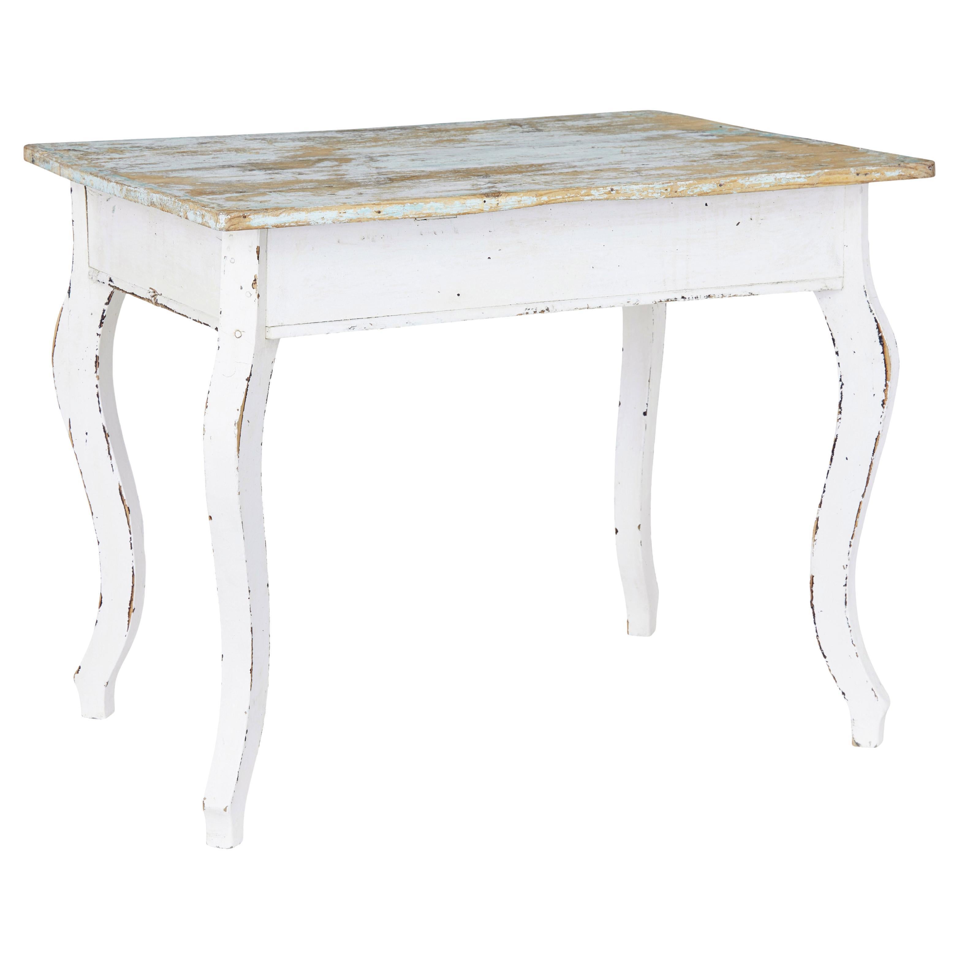 Table d'appoint scandinave en pin peint