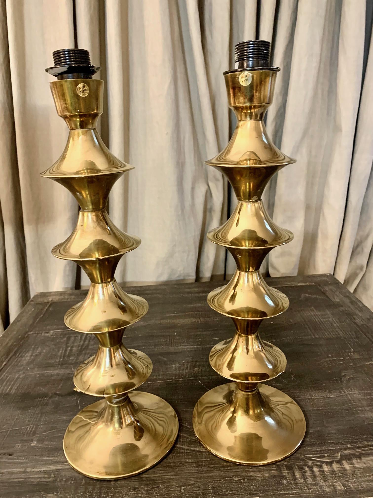 Paire de lampes de table scandinaves The Moderns Vintage Brass en vente 9