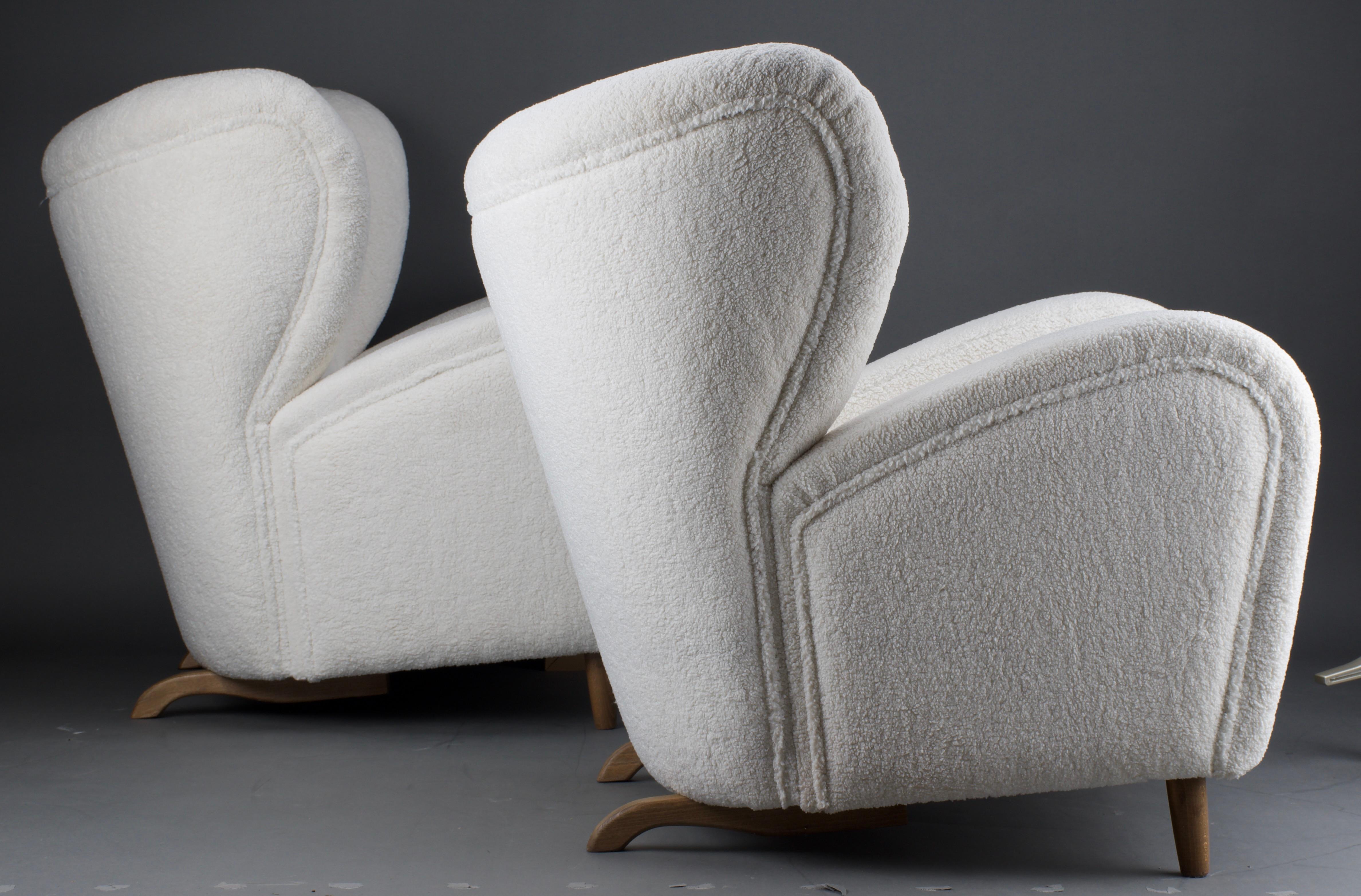 Mid-Century Modern Scandinavian Pair of Armchairs 1950's For Sale