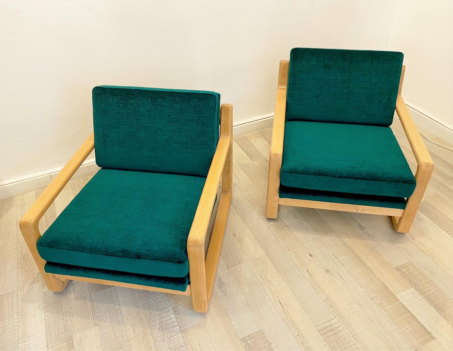 Scandinavian Pair of Armchairs In Excellent Condition For Sale In Budapest, HU