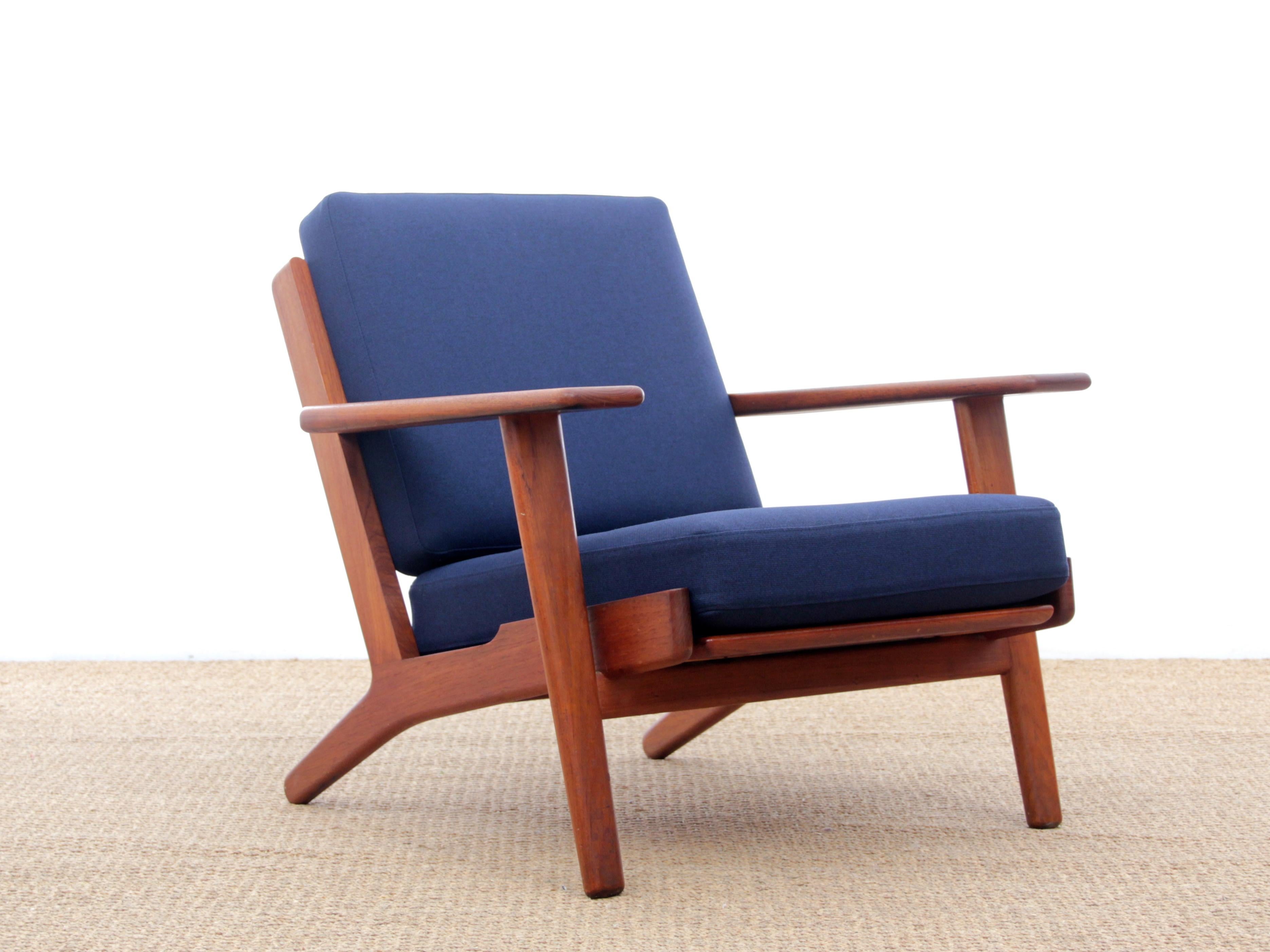 Scandinavian armchair model GE290 by Hans Wegner for GETAMA. Solid teak. New cover.