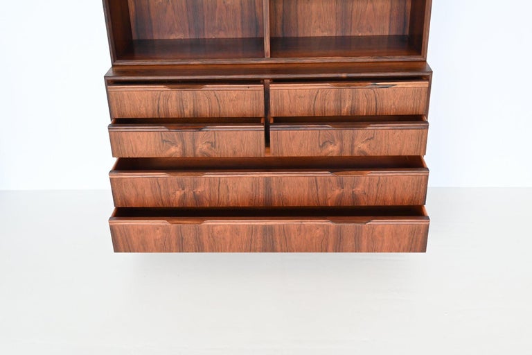 Scandinavian pair of bookcases in rosewood Denmark 1960 For Sale 1