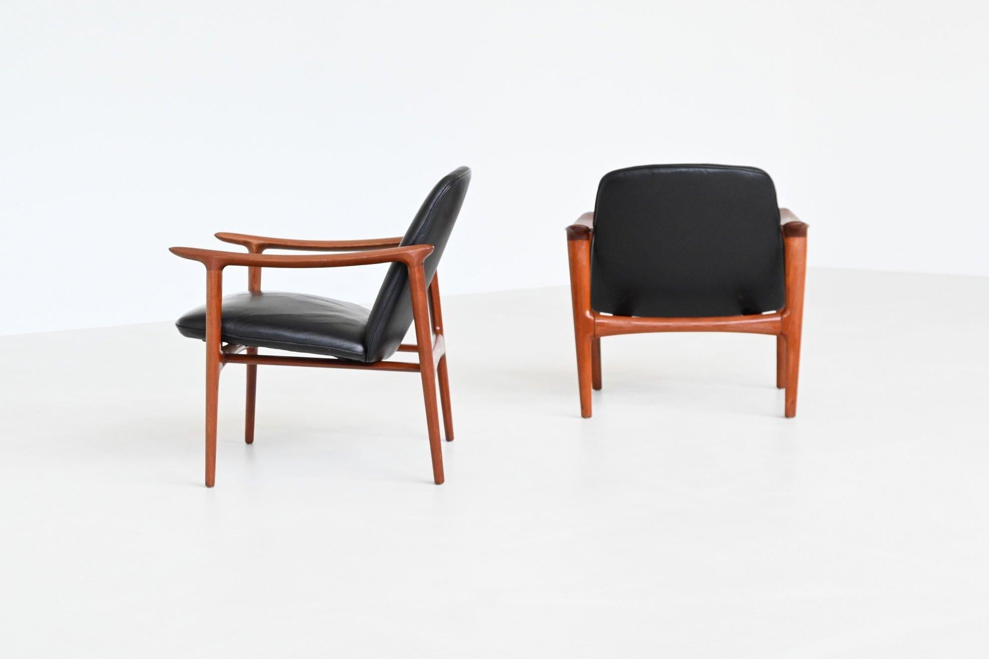 Scandinavian pair of lounge chairs in teak and leather Westnofa Norway 1960 im Zustand „Gut“ im Angebot in Etten-Leur, NL