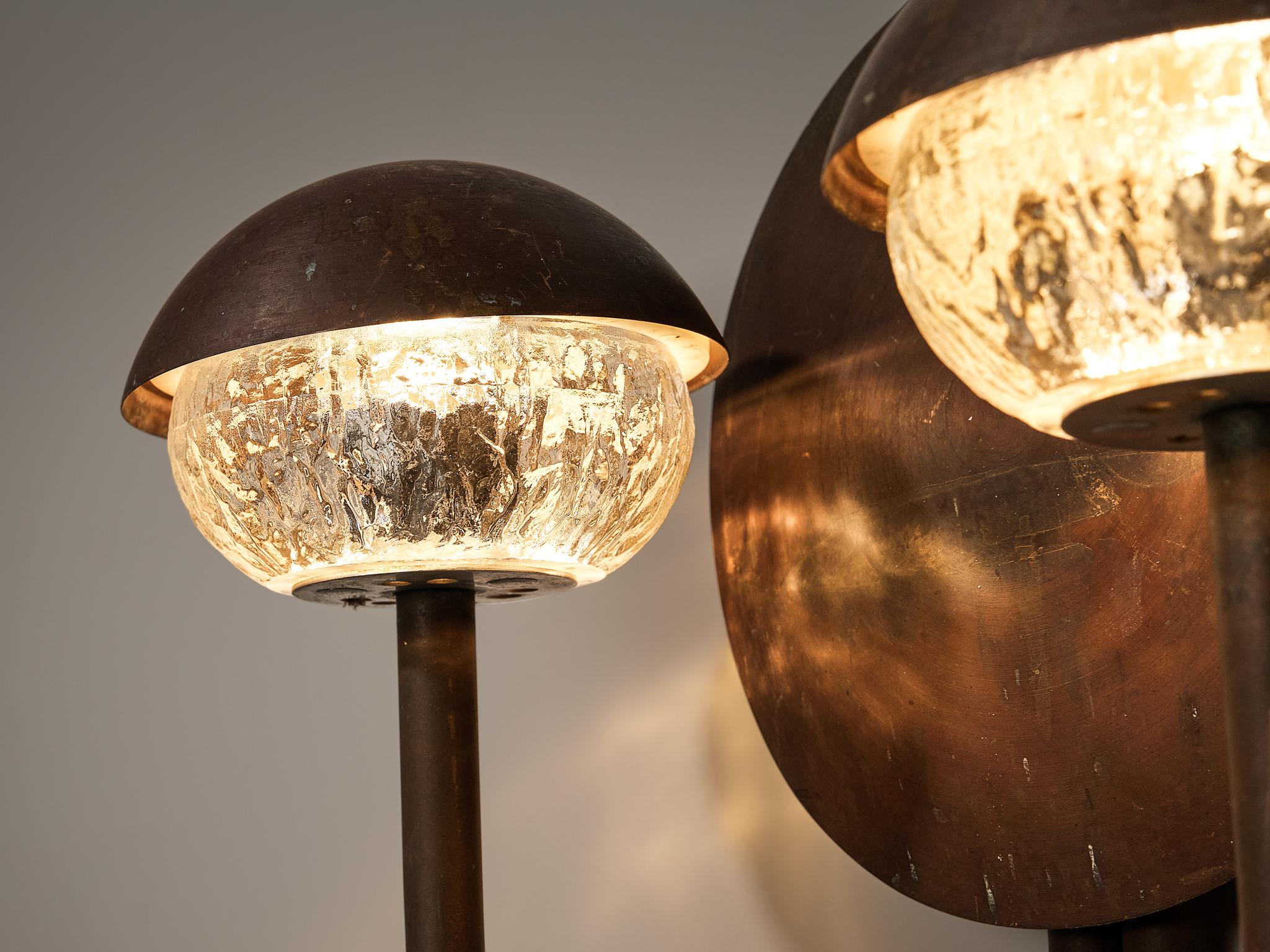 Scandinavian Pair of Wall Lights in Copper and Textured Glass In Good Condition In Waalwijk, NL