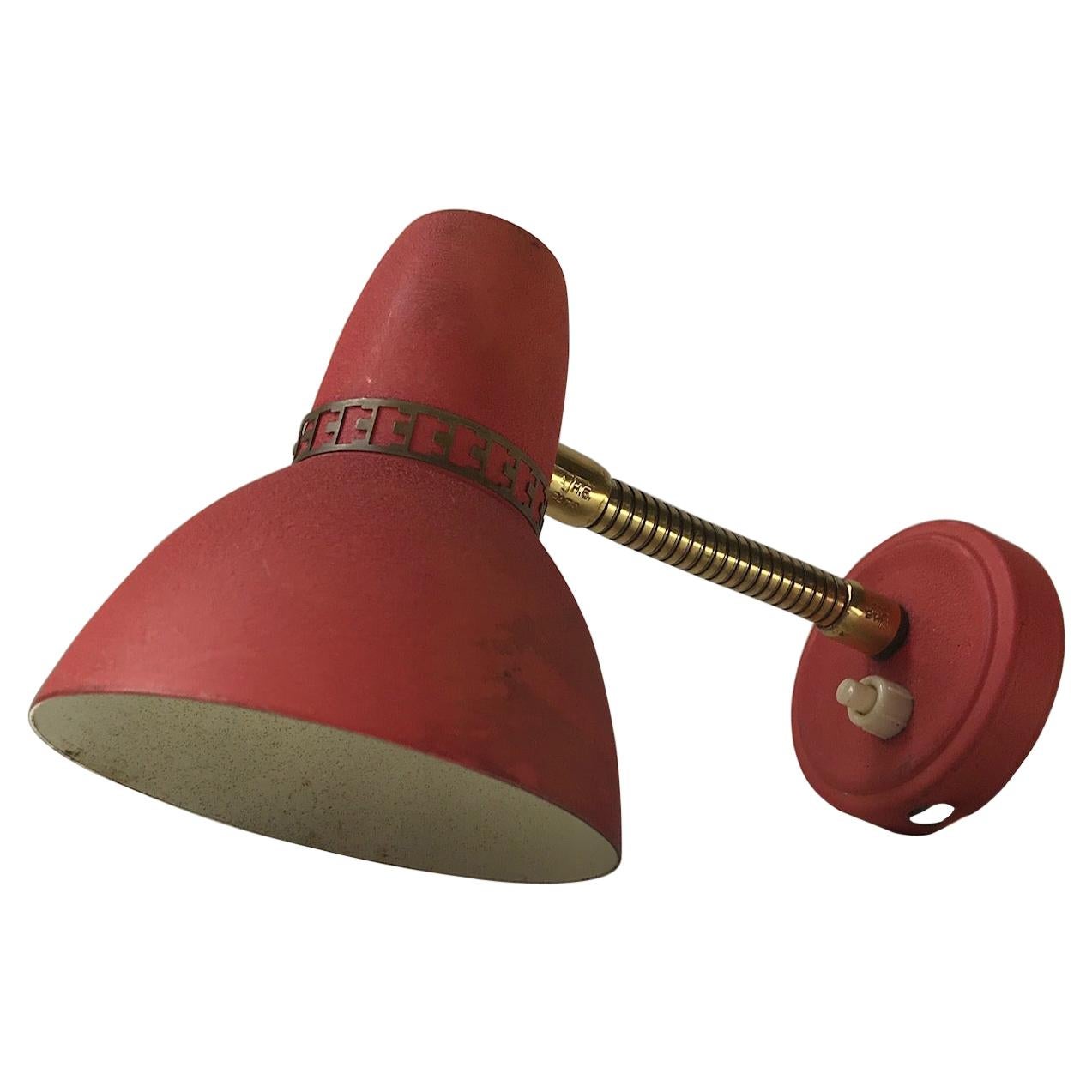 Scandinavian Pastel Red Wall Lamp in Brass and Alu, 1950s For Sale