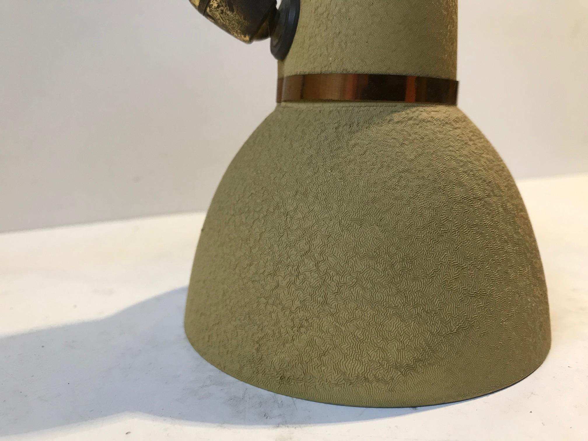 Scandinavian Pastel Yellow Wall Lamp in Brass and Alu, 1950s For Sale 2