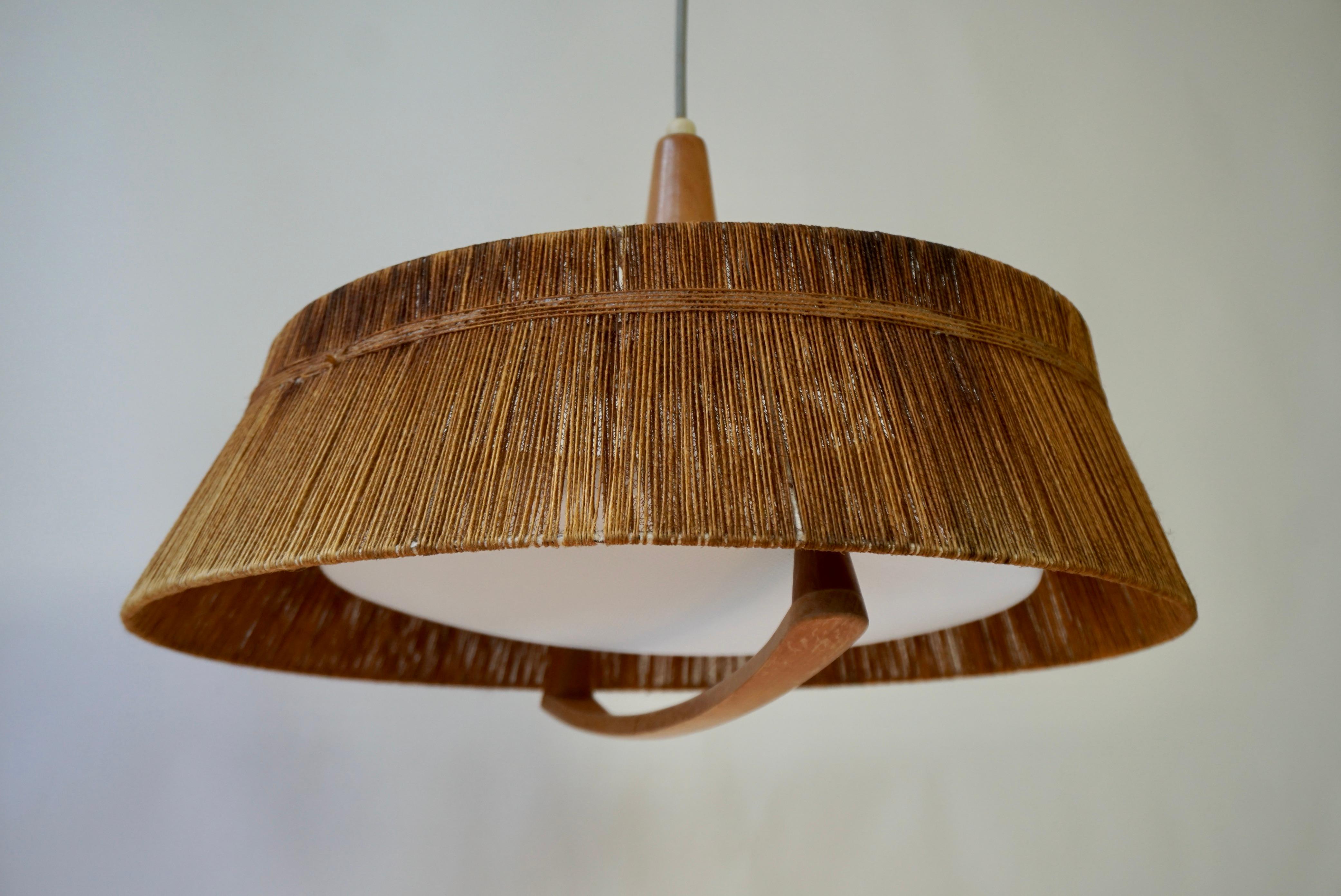 Scandinavian Pendant Light in Rope, Wood and Perspex For Sale 8