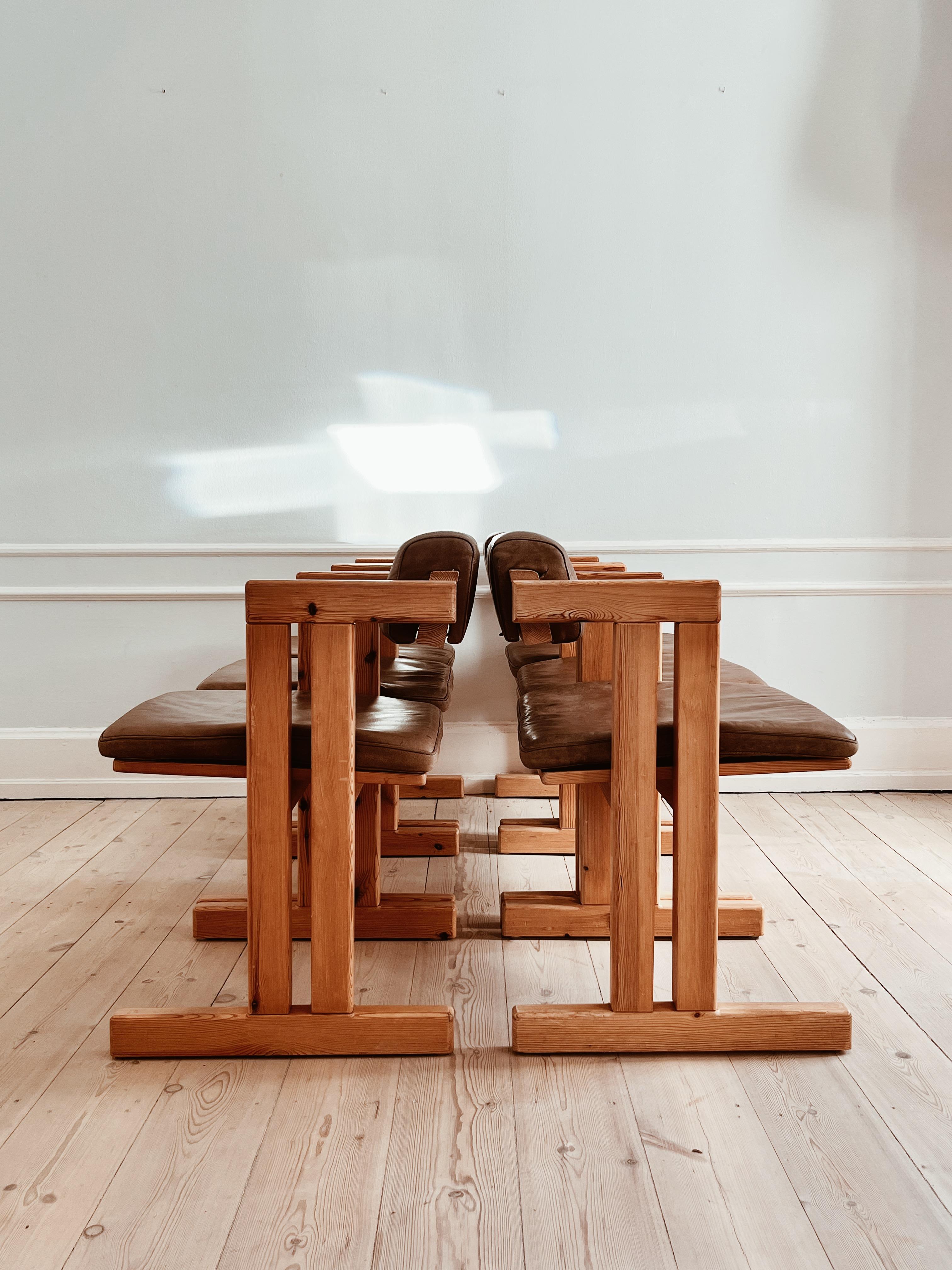 Scandinavian pine dining room set with 6 t-chairs with Buffalo leather seats 8
