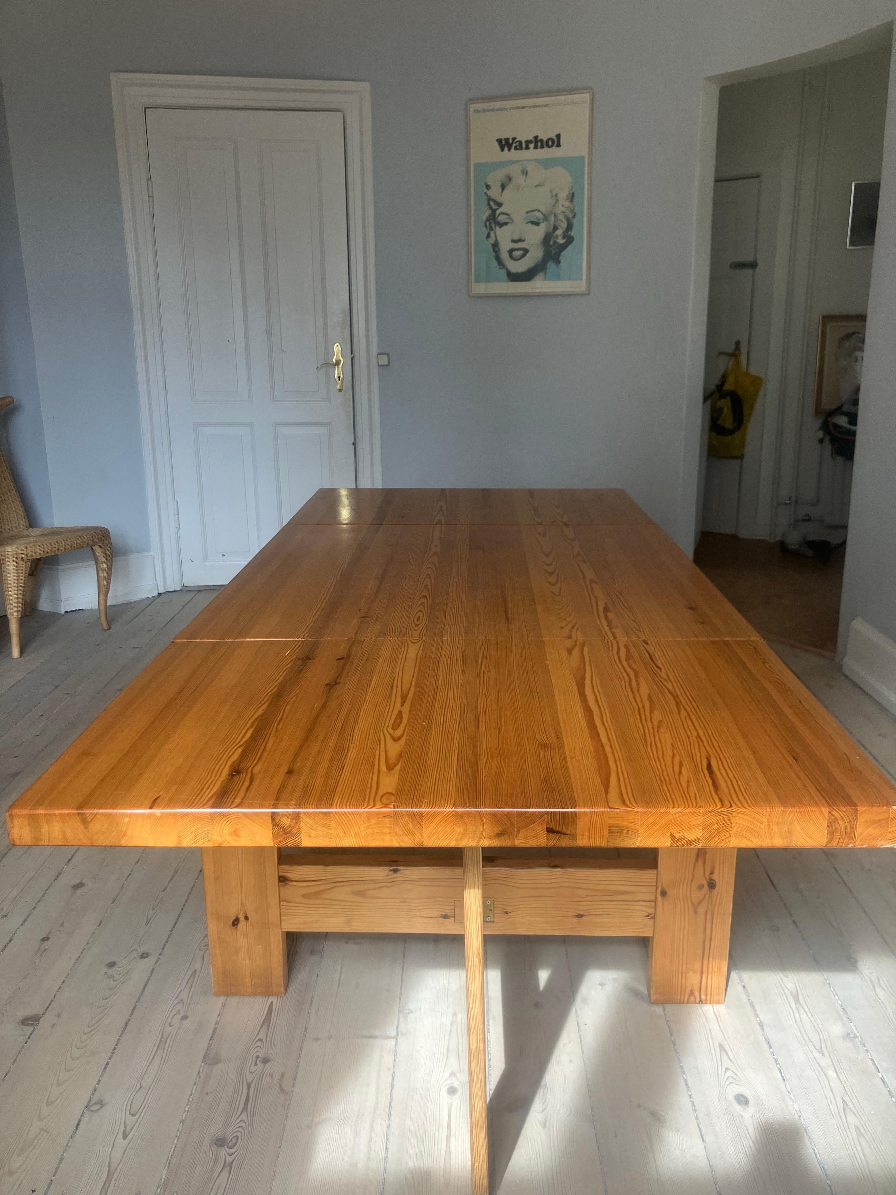 Danish Scandinavian pine dining room set with 6 t-chairs with Buffalo leather seats