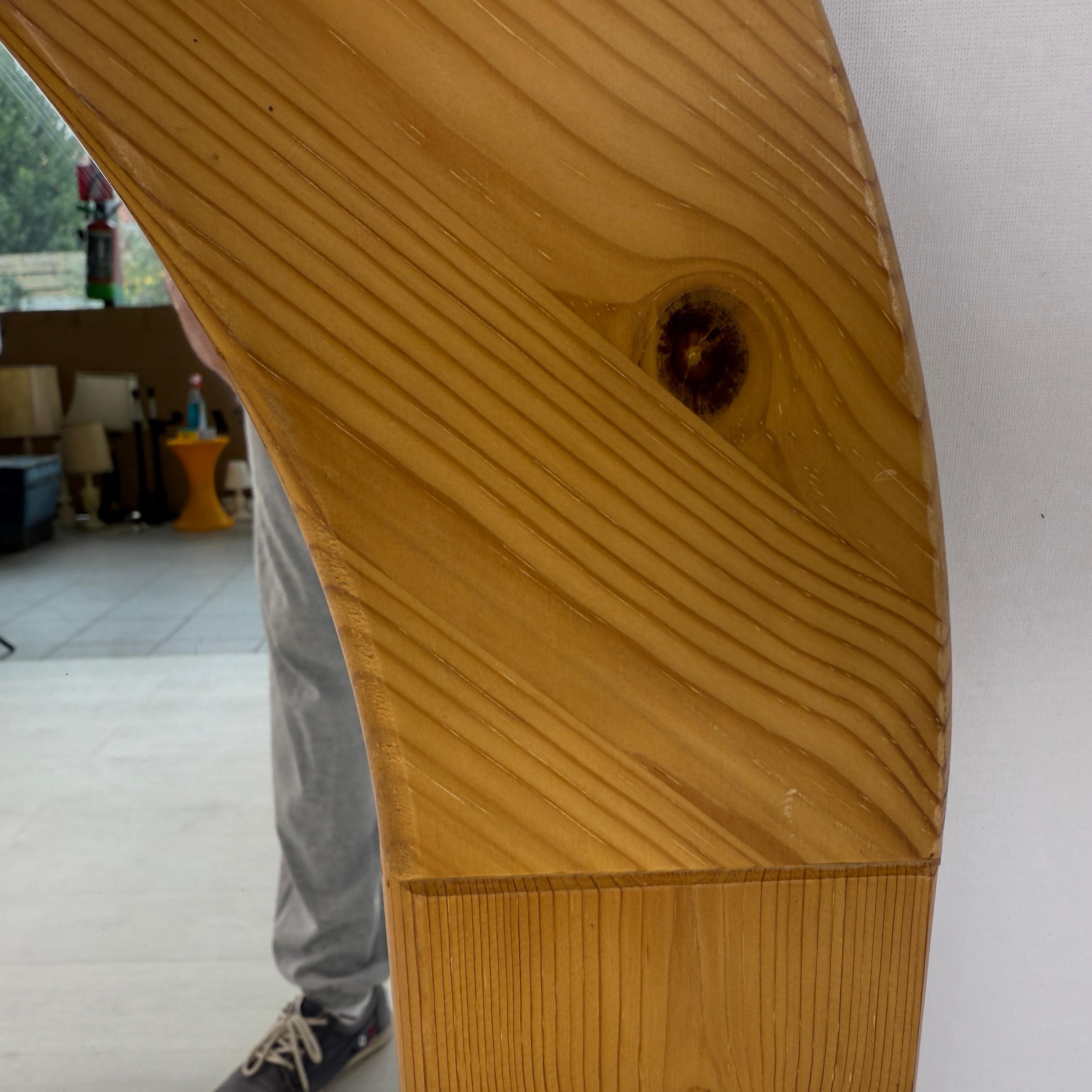 Danese Specchio scandinavo in pino in vendita