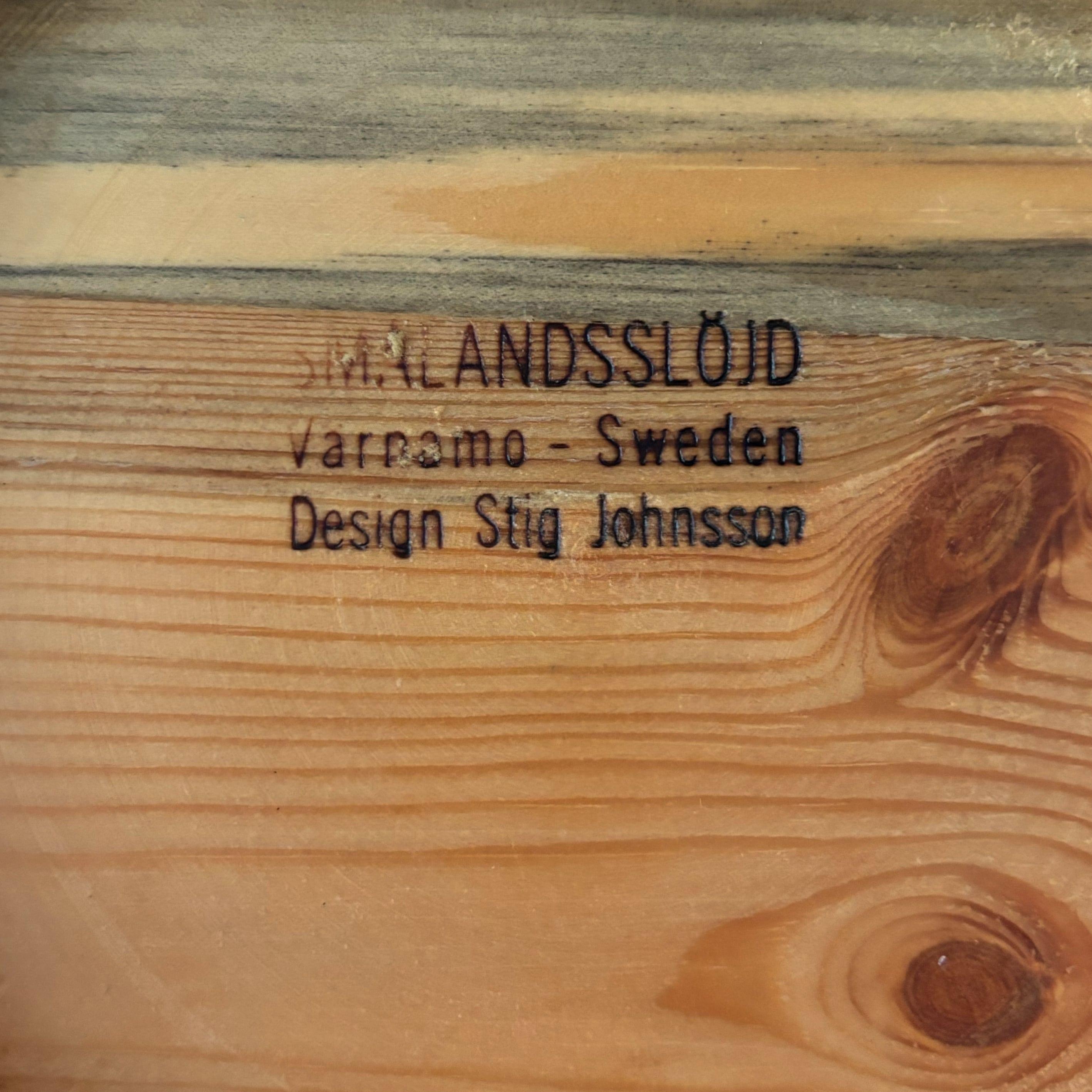 Ciotola scandinava in legno di pino di Stig Johnsson per Smålandsslöjd, Svezia, anni '70 in vendita 2