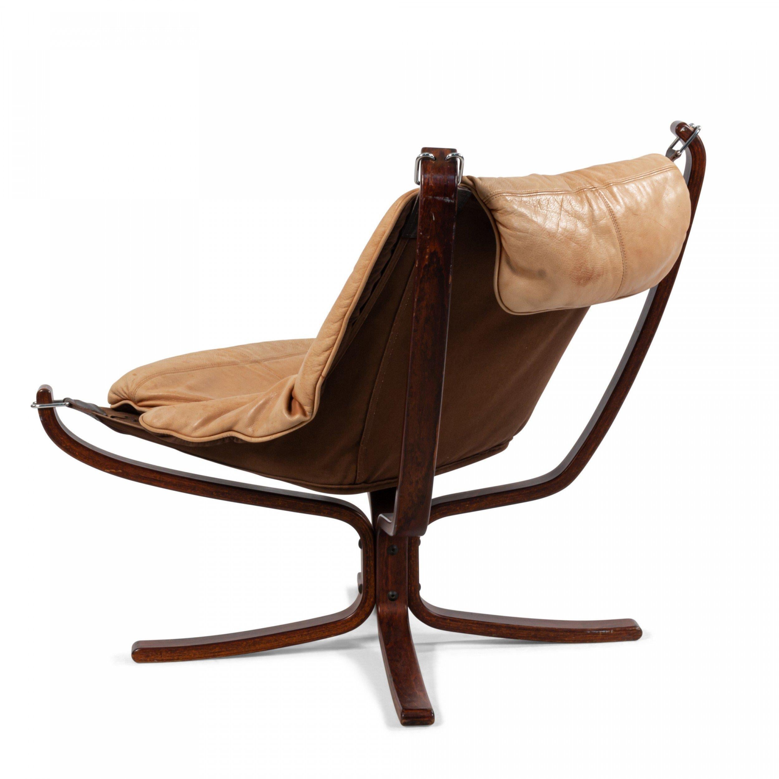 20th Century Scandinavian Post-War Beige Leather Chairs