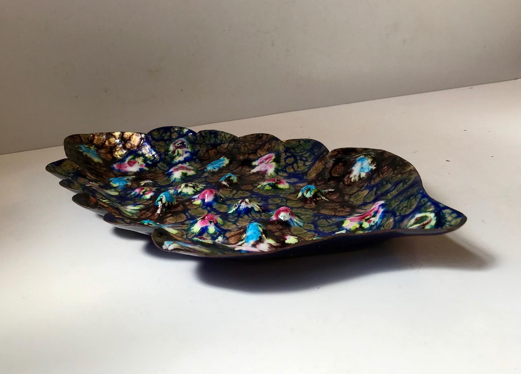 Scandinavian Psychedelic Leaf Dish in Copper and Enamel, Norway, 1970s 1