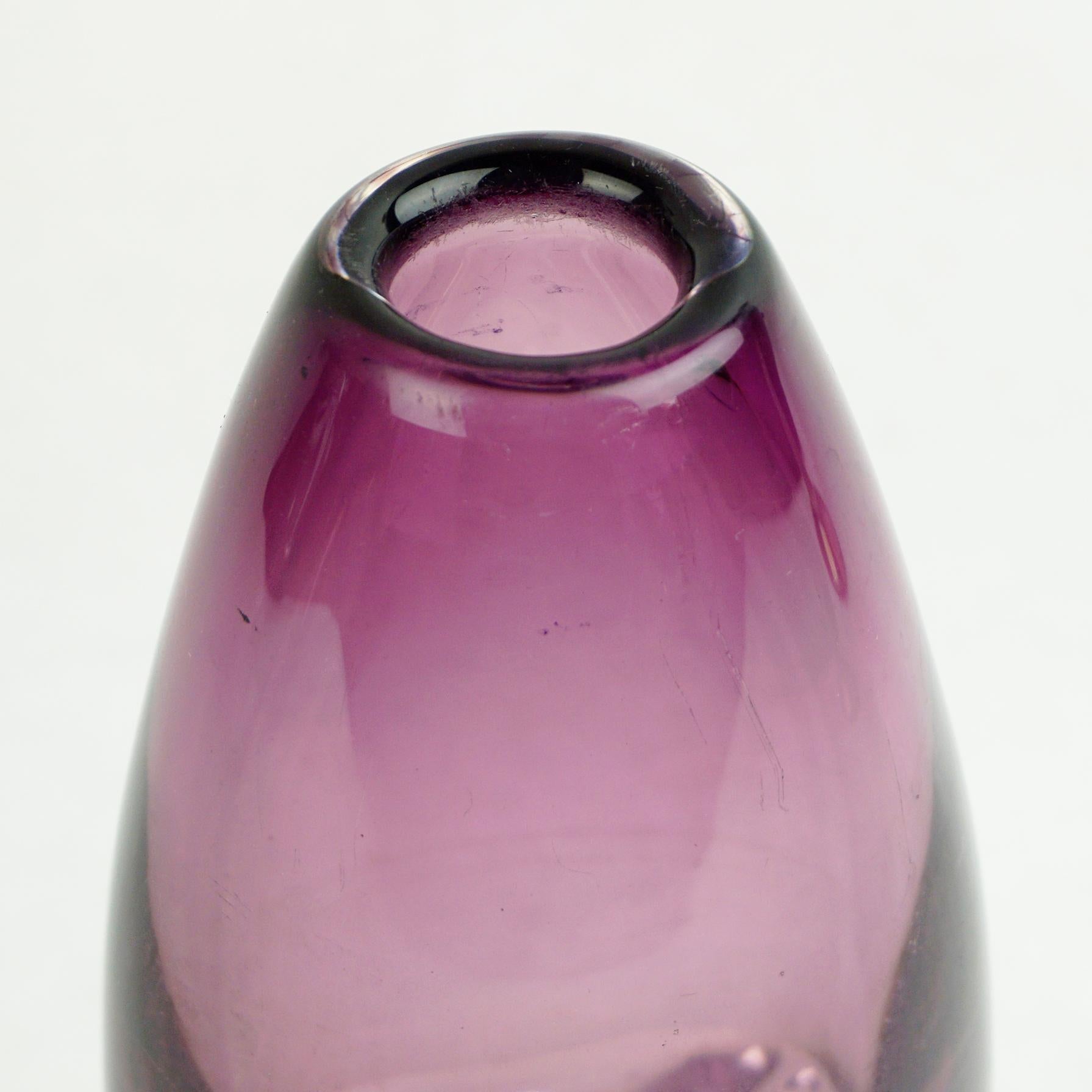 Scandinave moderne Vase Sommerso scandinave violet améthyste  Ernest Gordon pour Afors Suède en vente