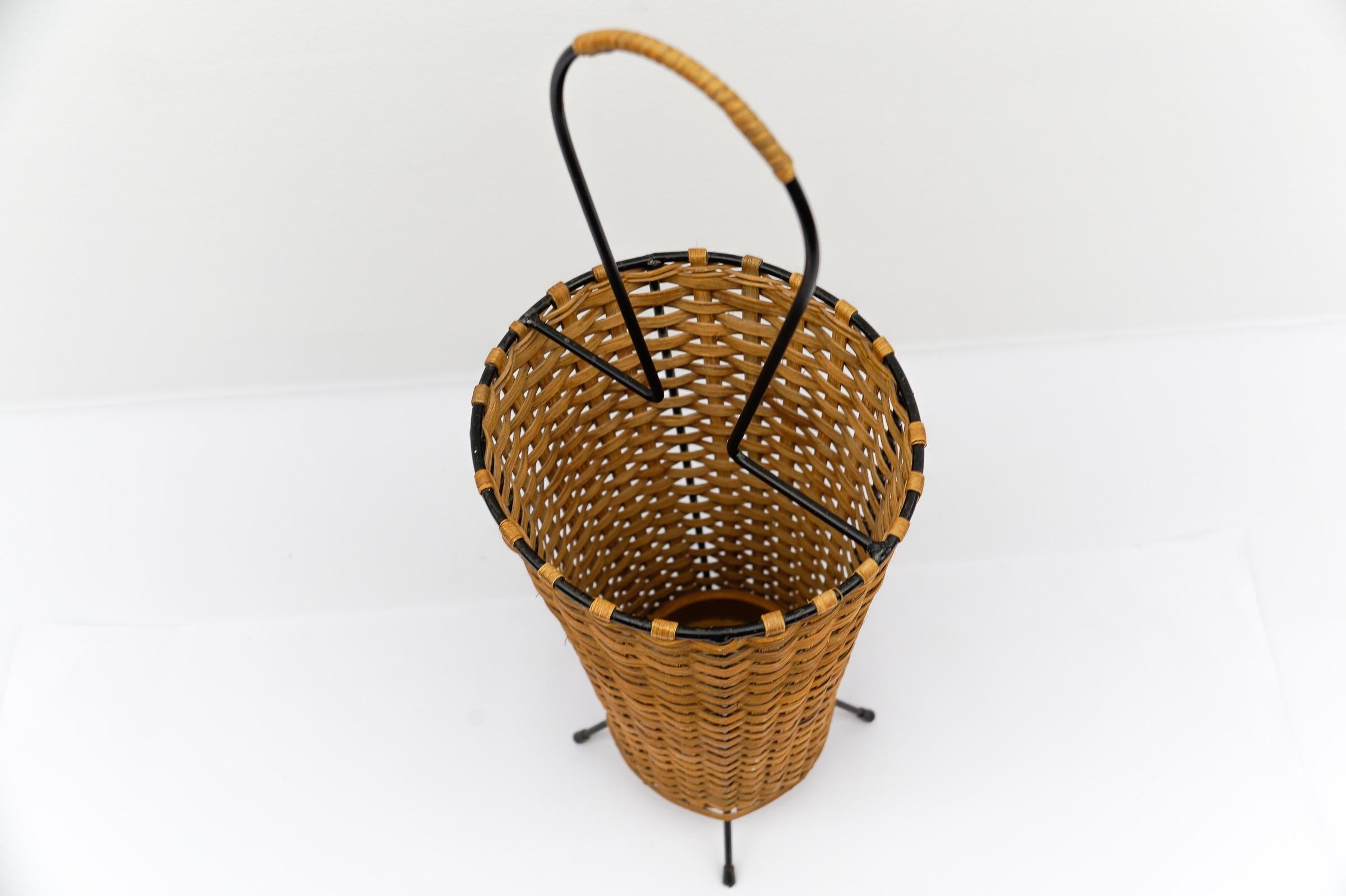 Portaombrelli scandinavo in rattan e corda, Svezia, 1960 in vendita 1