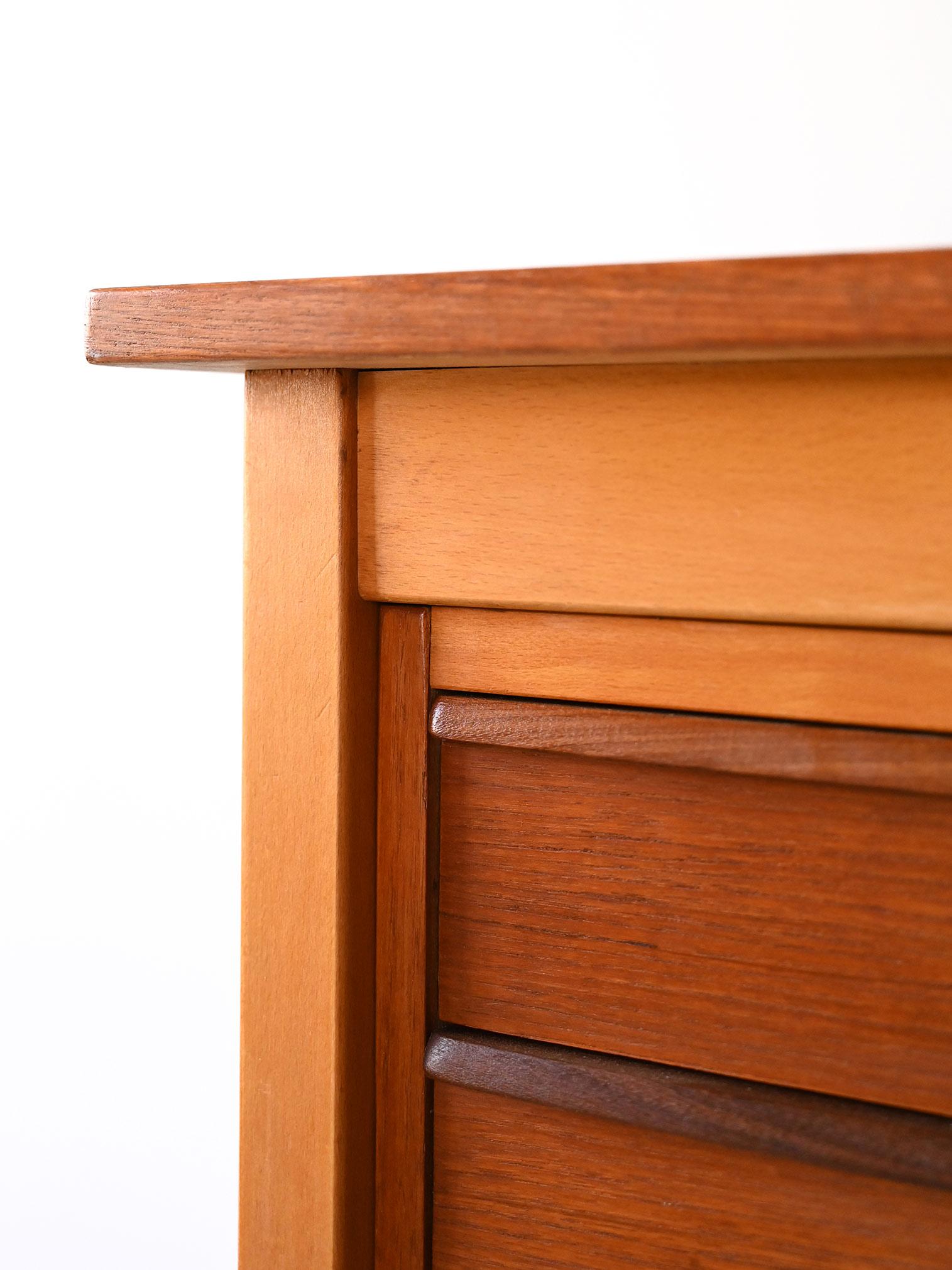 Scandinavian retro wooden desk 3