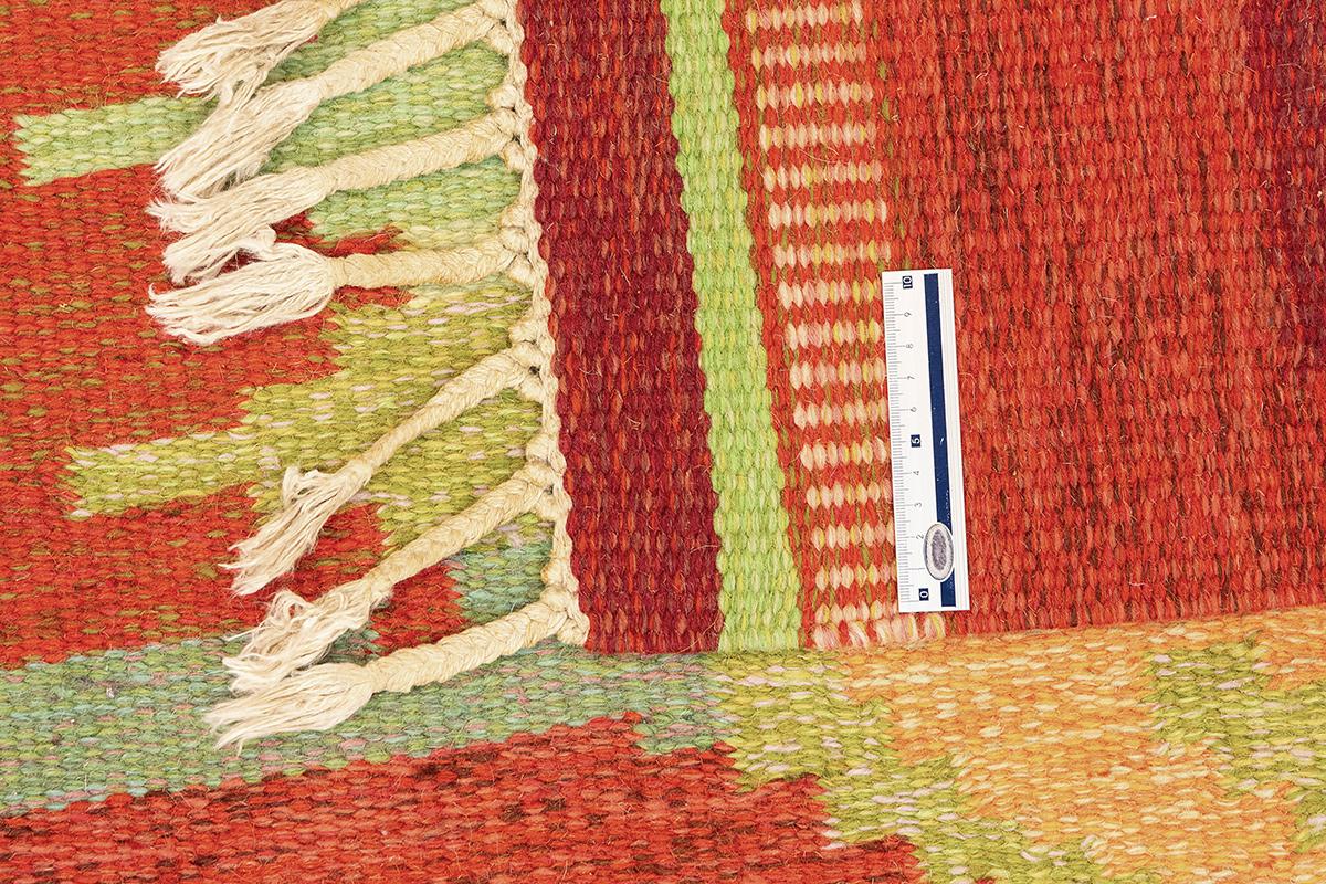 20th Century Scandinavian Rug Rollakan  Dynamic Circular motif For Sale