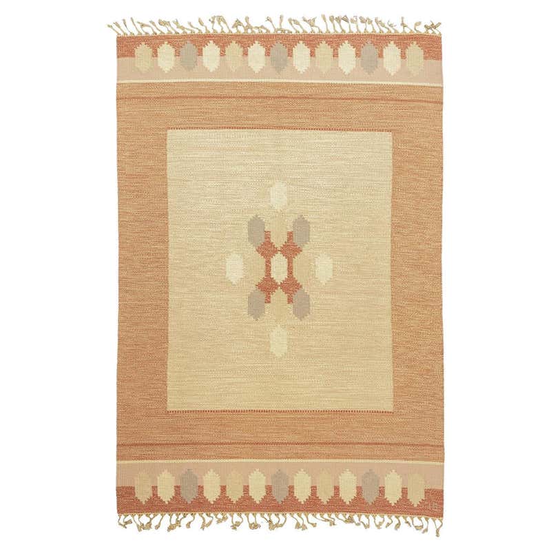 Scandinavian Modern Rugs and Carpets - 1,853 For Sale at 1stDibs | mid ...