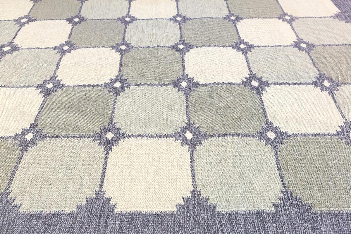 Scandinavian Modern Scandinavian Rug Rollakan Signed NN For Sale