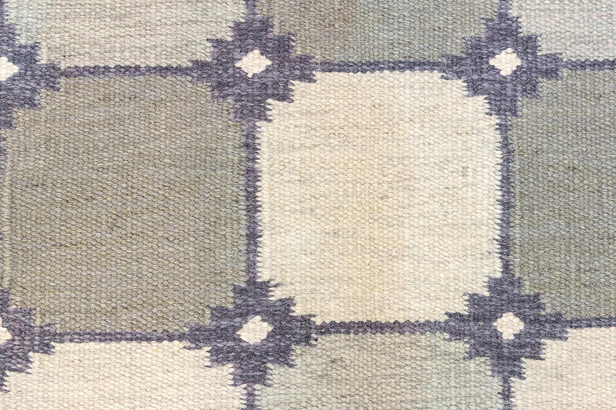 Scandinavian Rug Rollakan Signed NN In Good Condition For Sale In Ferrara, IT