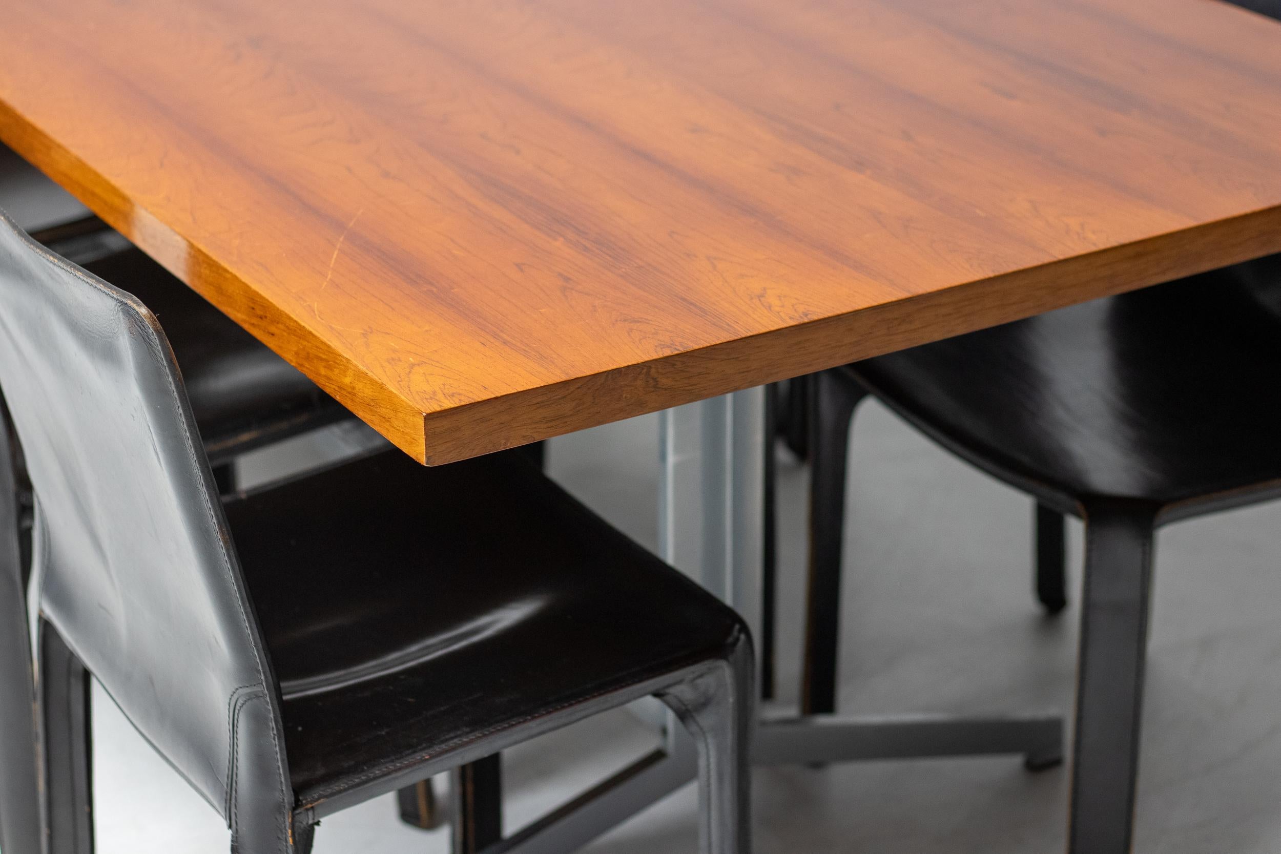 Table de conférence scandinave en bois de rose en vente 6