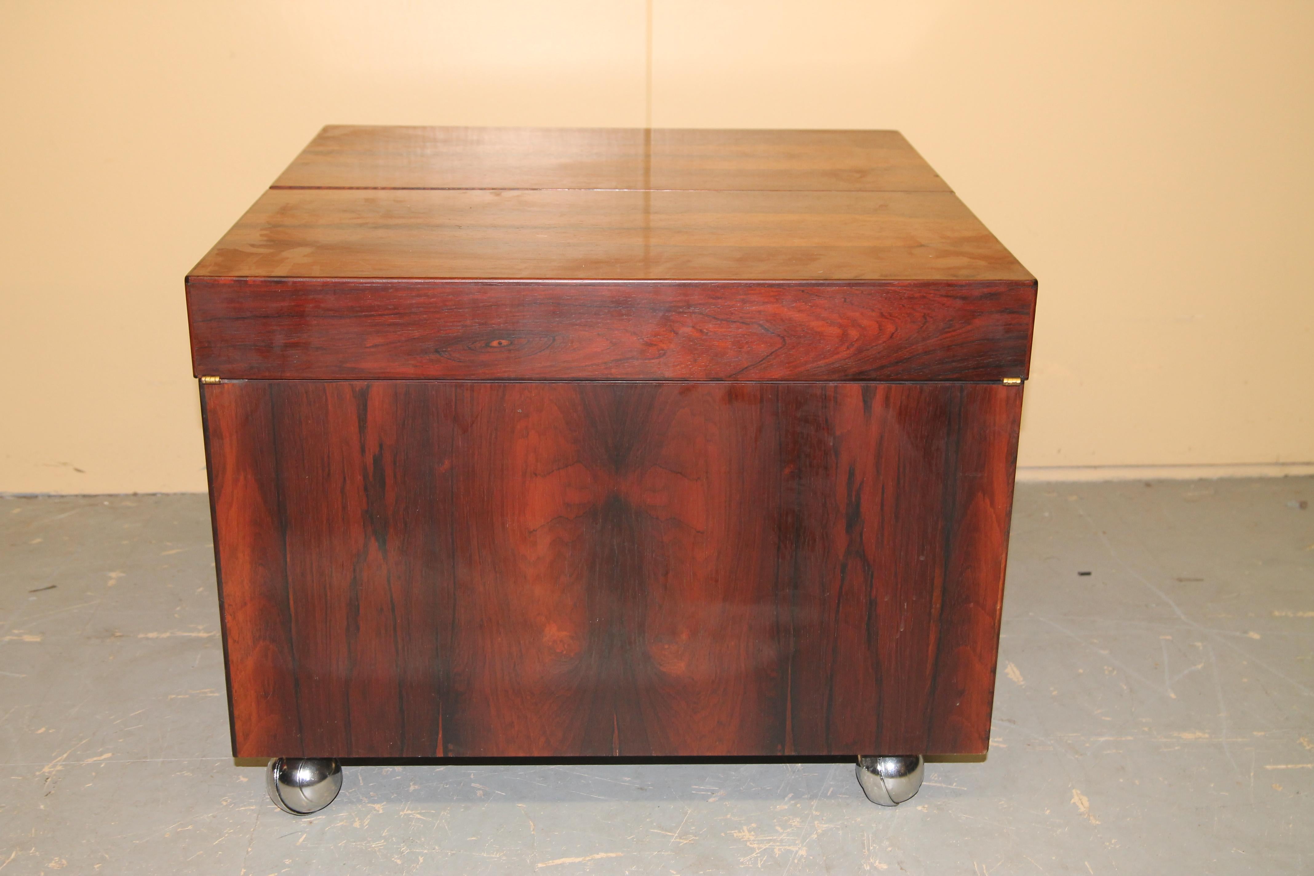 Late 20th Century Scandinavian Rosewood Cube Bar For Sale