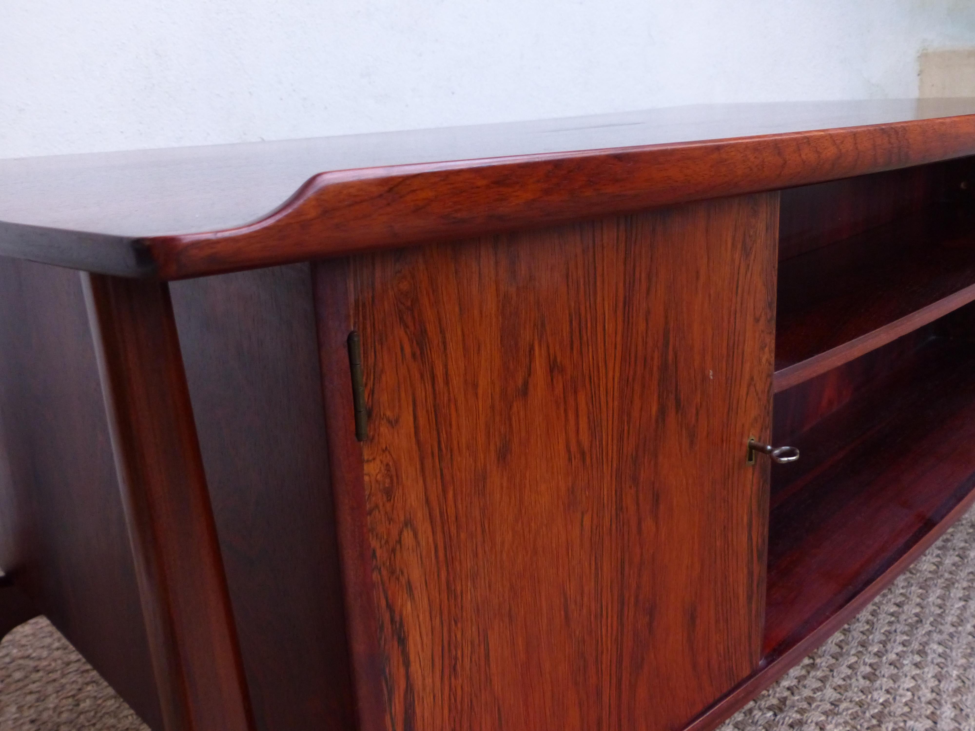 Scandinavian Rosewood Exexutive Desk from Svend Aage Madsen, Denmark For Sale 6