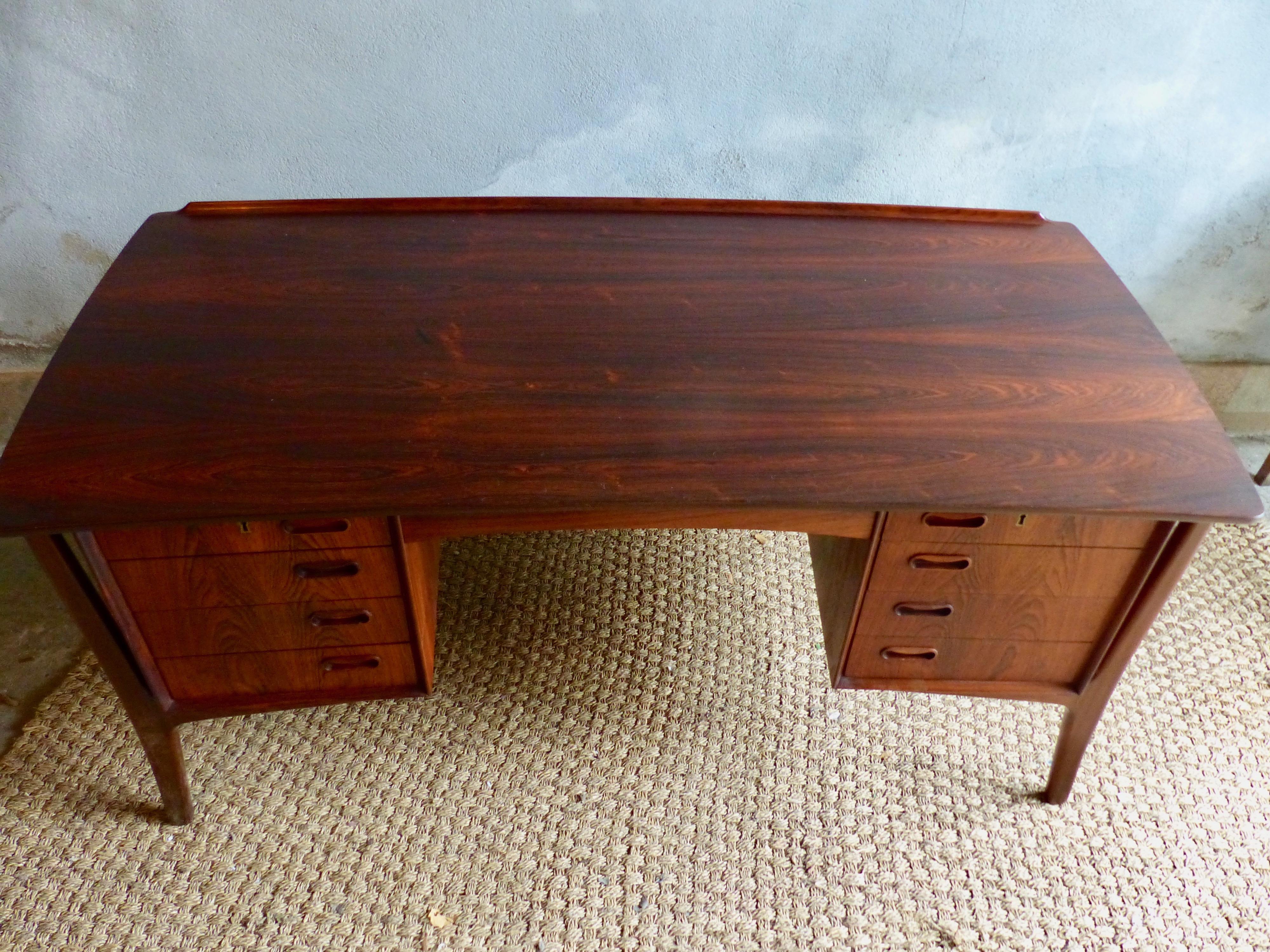 Scandinavian Rosewood Exexutive Desk from Svend Aage Madsen, Denmark For Sale 8