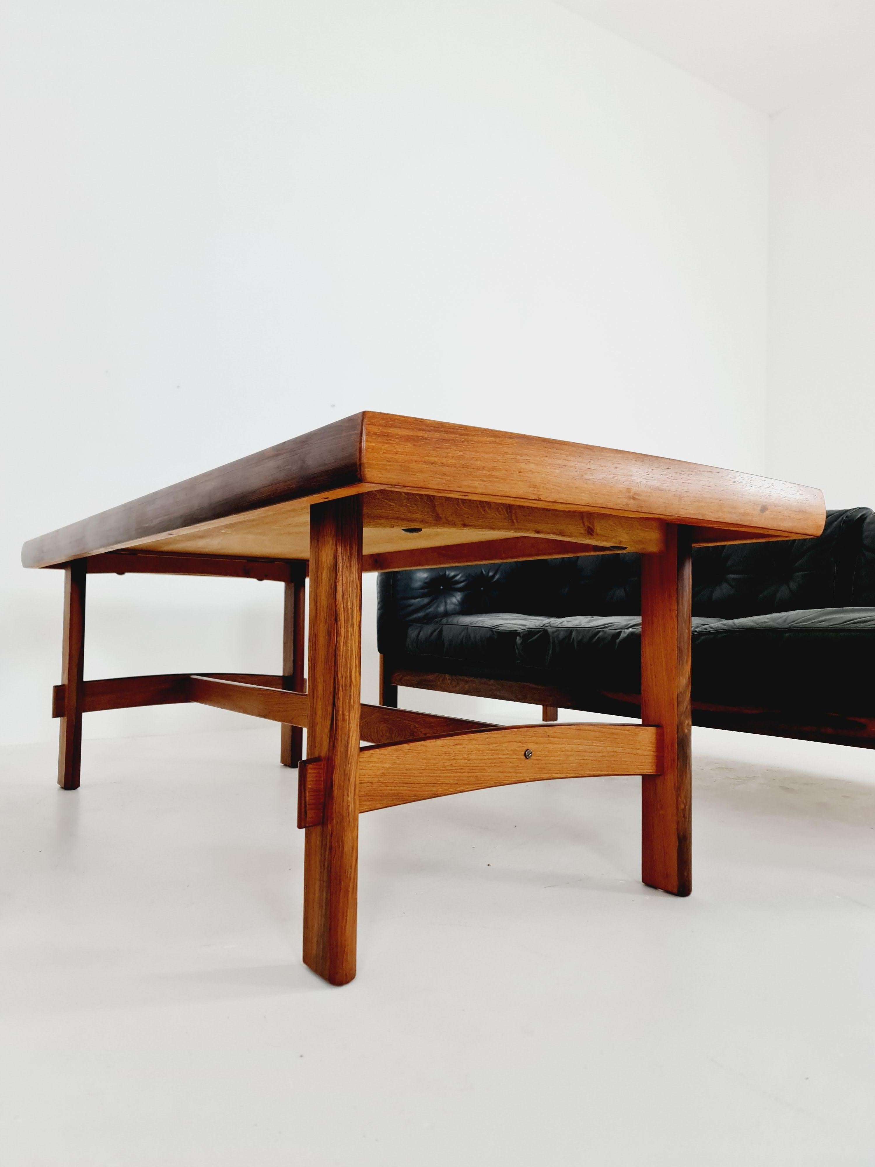 Leather Scandinavian Rosewood lounge sofa set 2, 3&table by Ingvar Stockum 