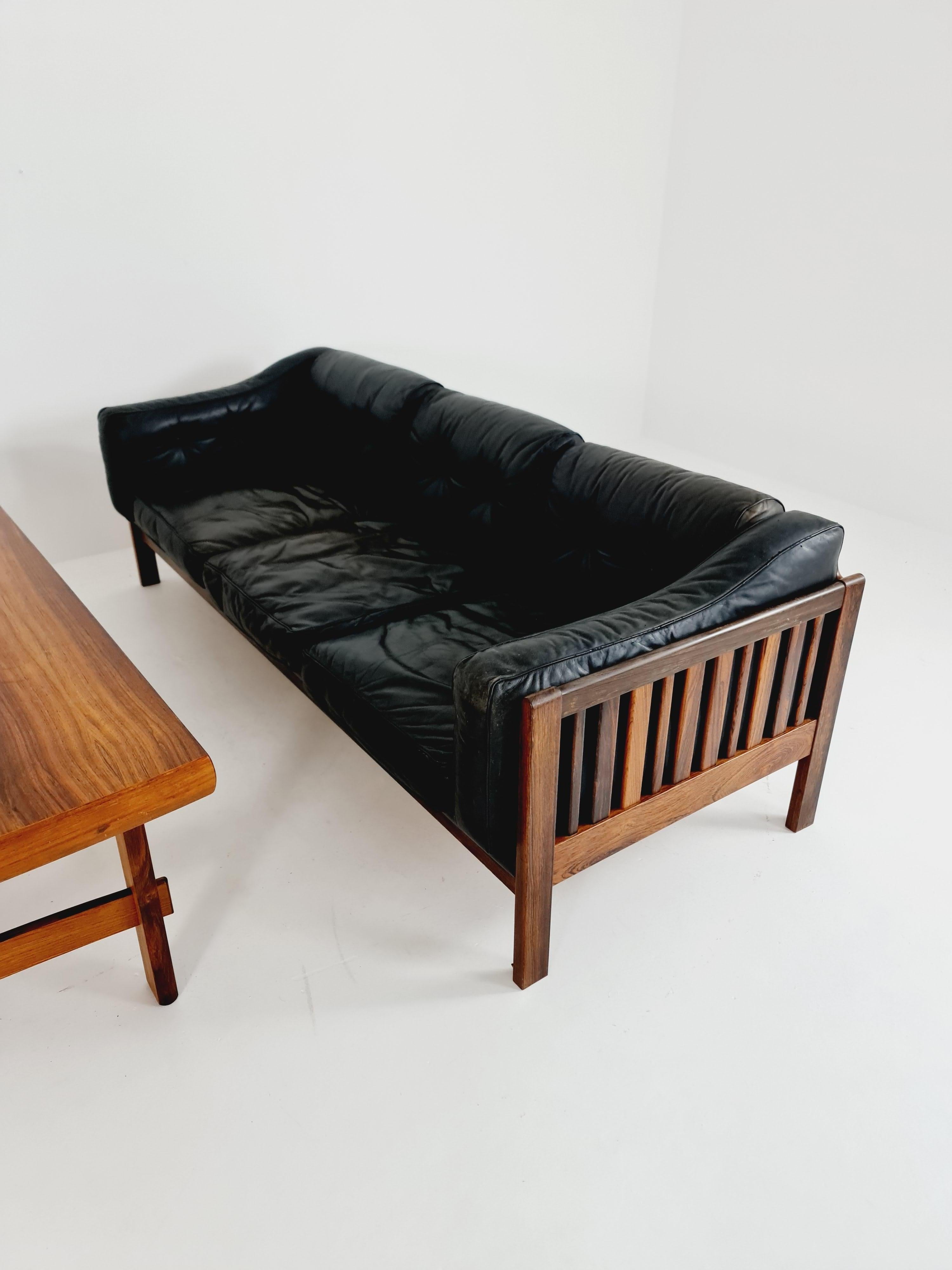 Scandinavian Rosewood lounge sofa set 2, 3&table by Ingvar Stockum 