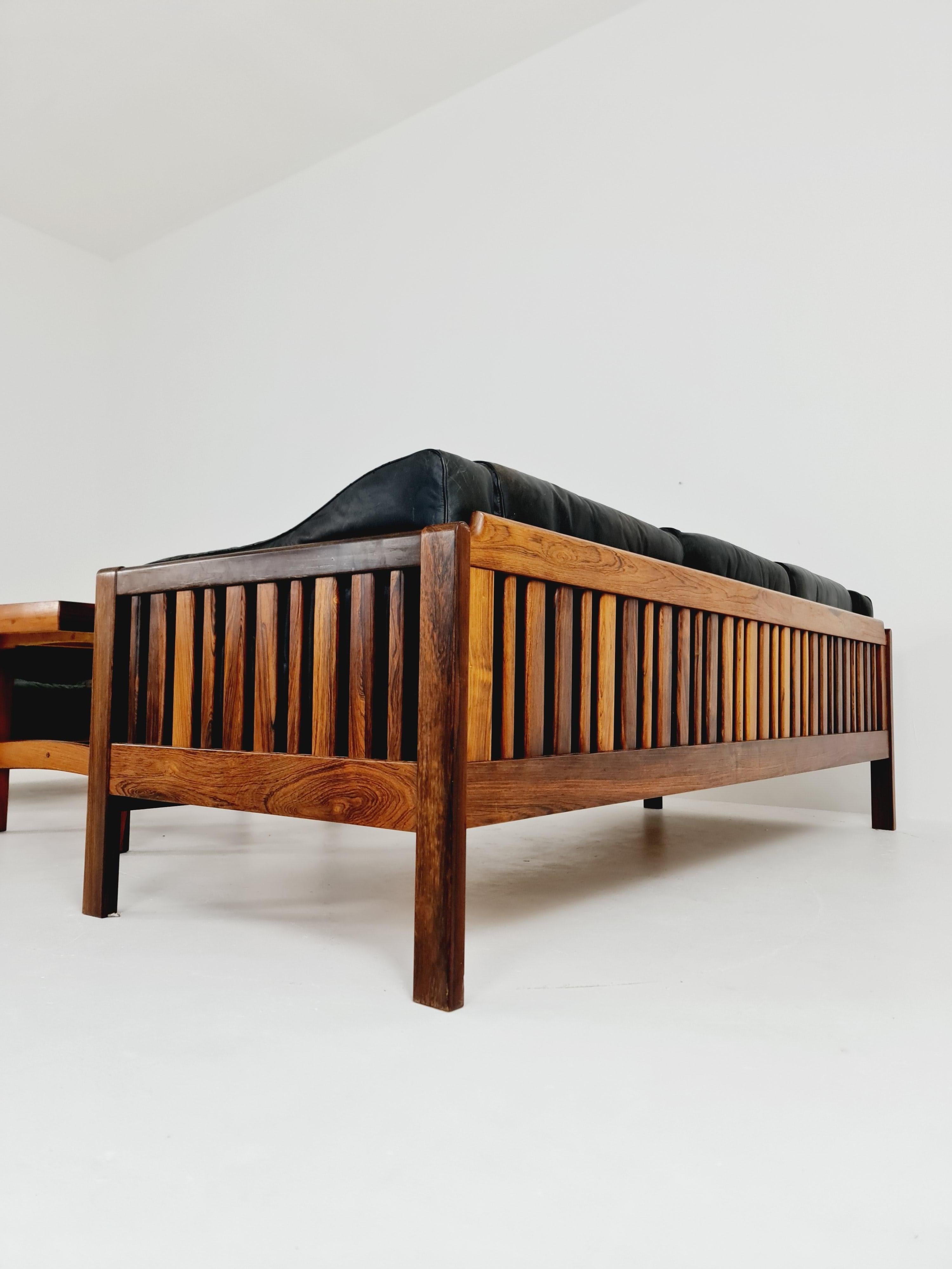 Scandinavian Rosewood lounge sofa set 2, 3&table by Ingvar Stockum 