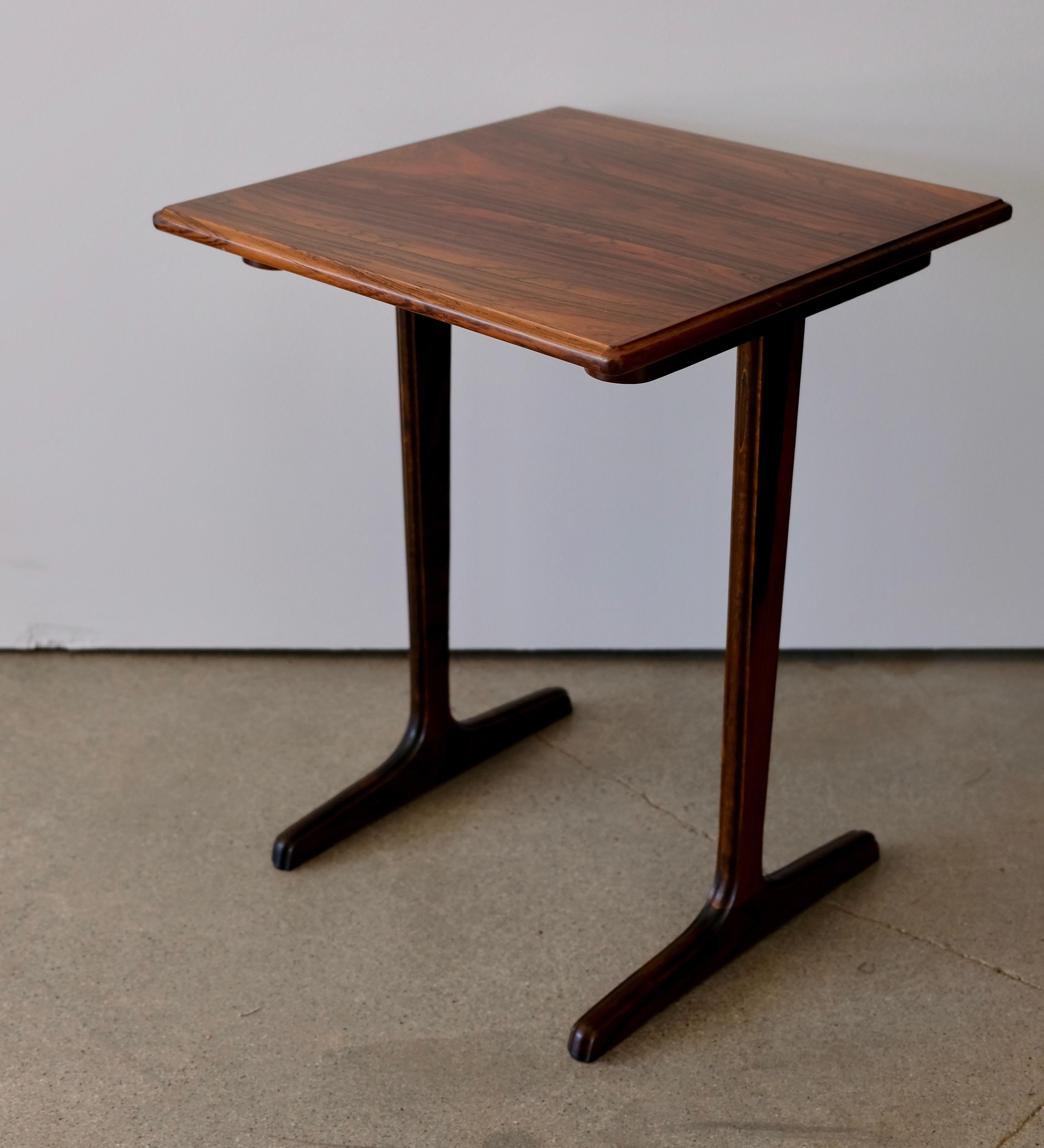 Mid-Century Modern Scandinavian Rosewood Side or End Table For Sale