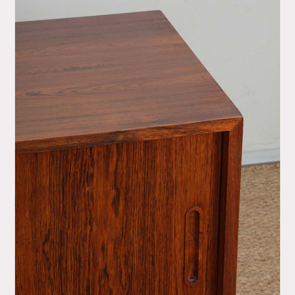 Mid-20th Century Scandinavian rosewood sideboard by Poul Hundevad For Sale